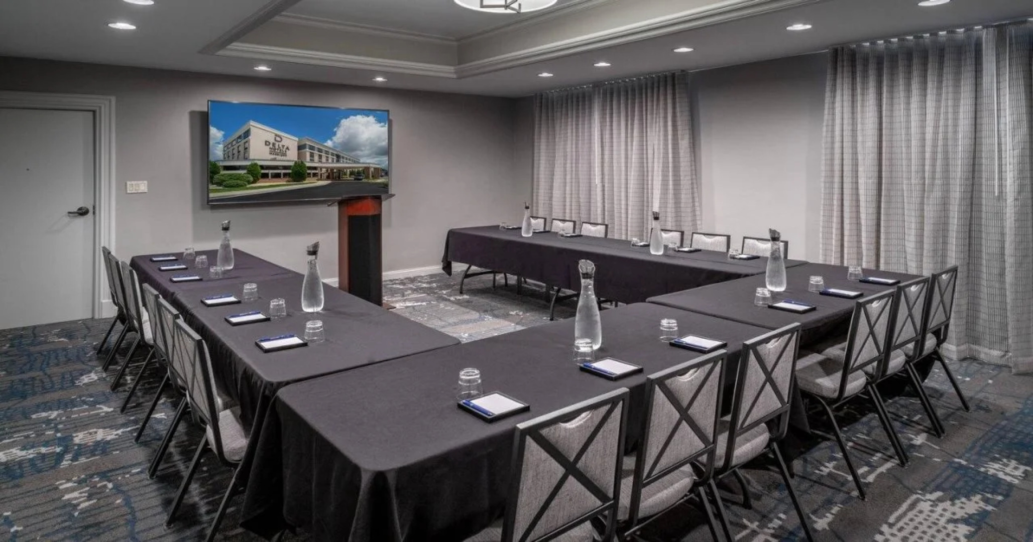 Delta Hotels by Marriott Huntington Downtown