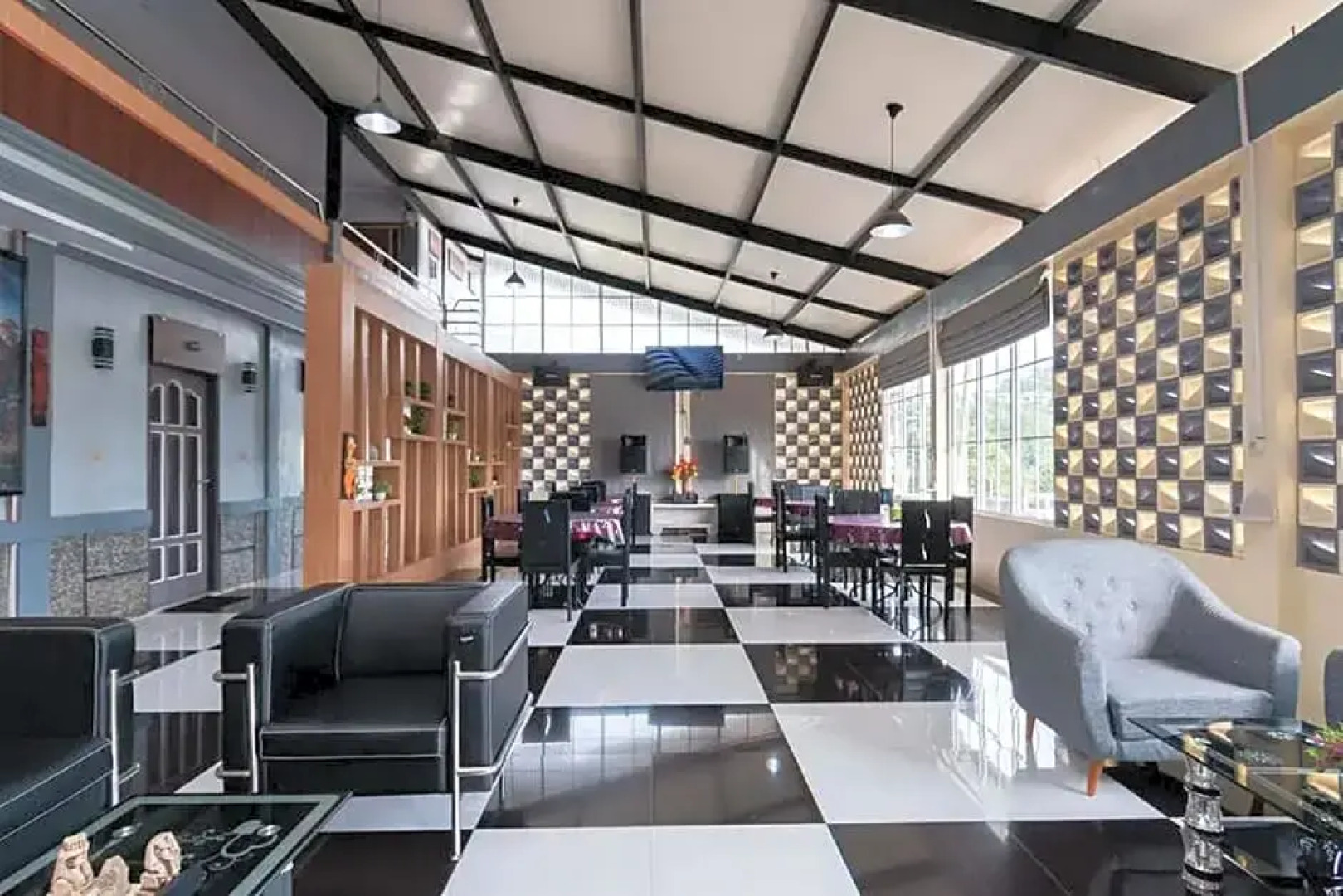 Hotel 78 Parapat Mitra RedDoorz