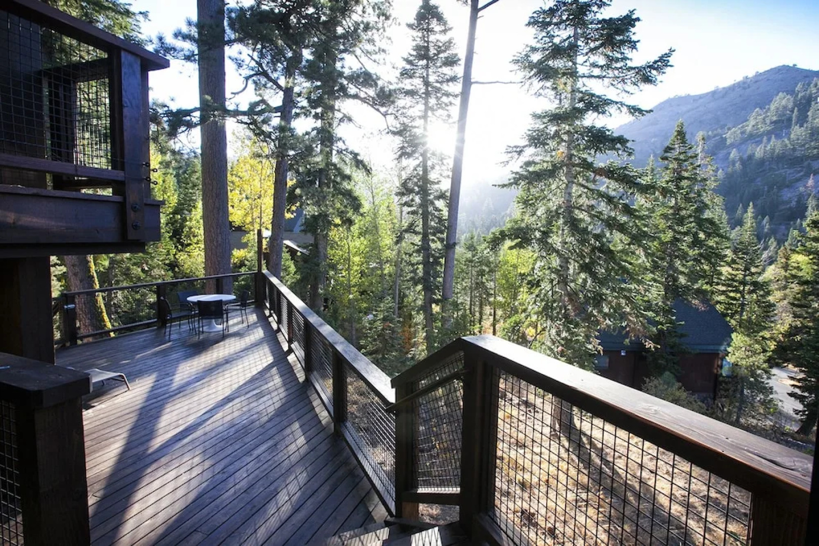 Trapper Mc Nutt Modern Mountain 4 Bedroom Home by RedAwning