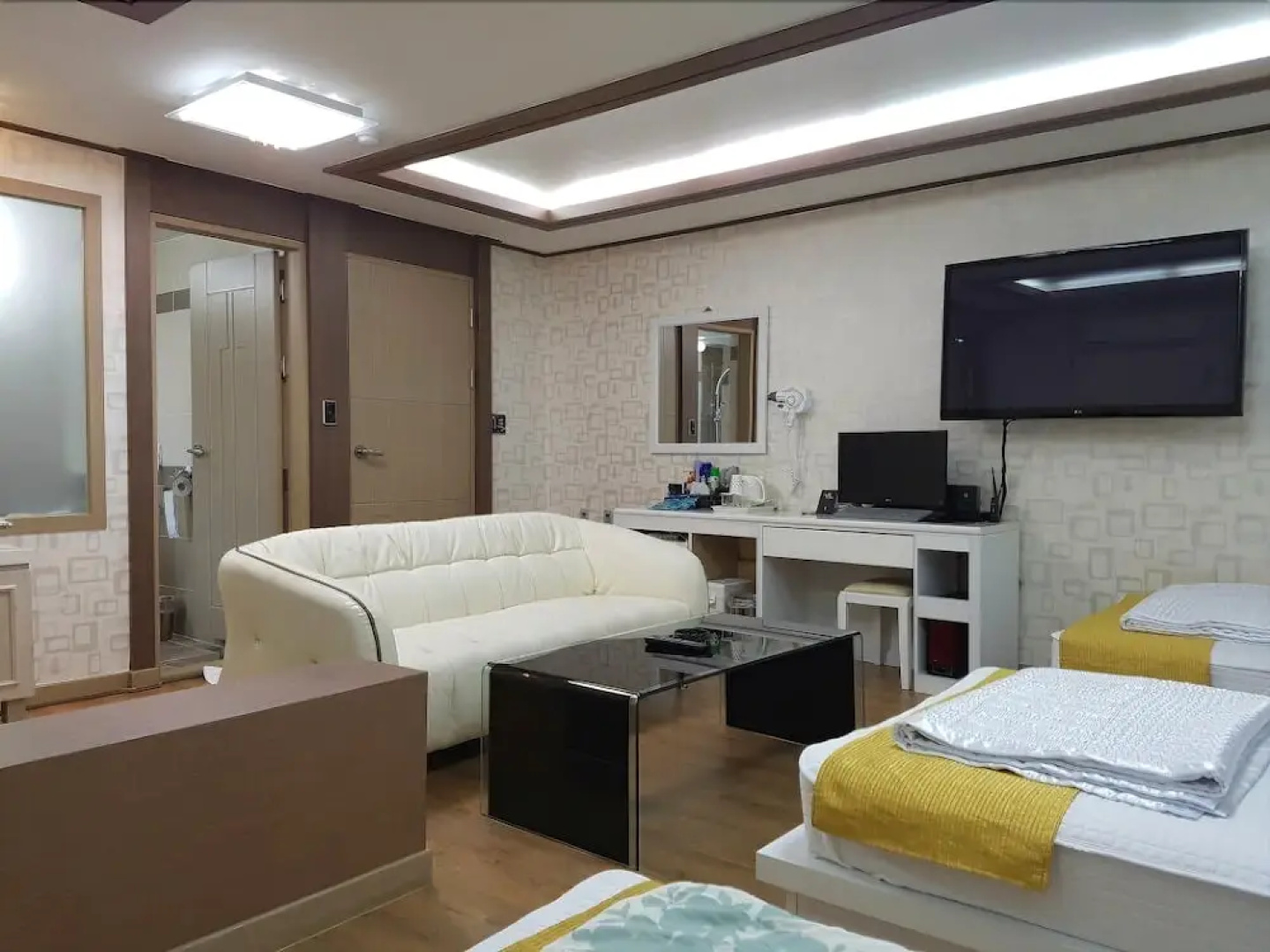 Raon Hotel