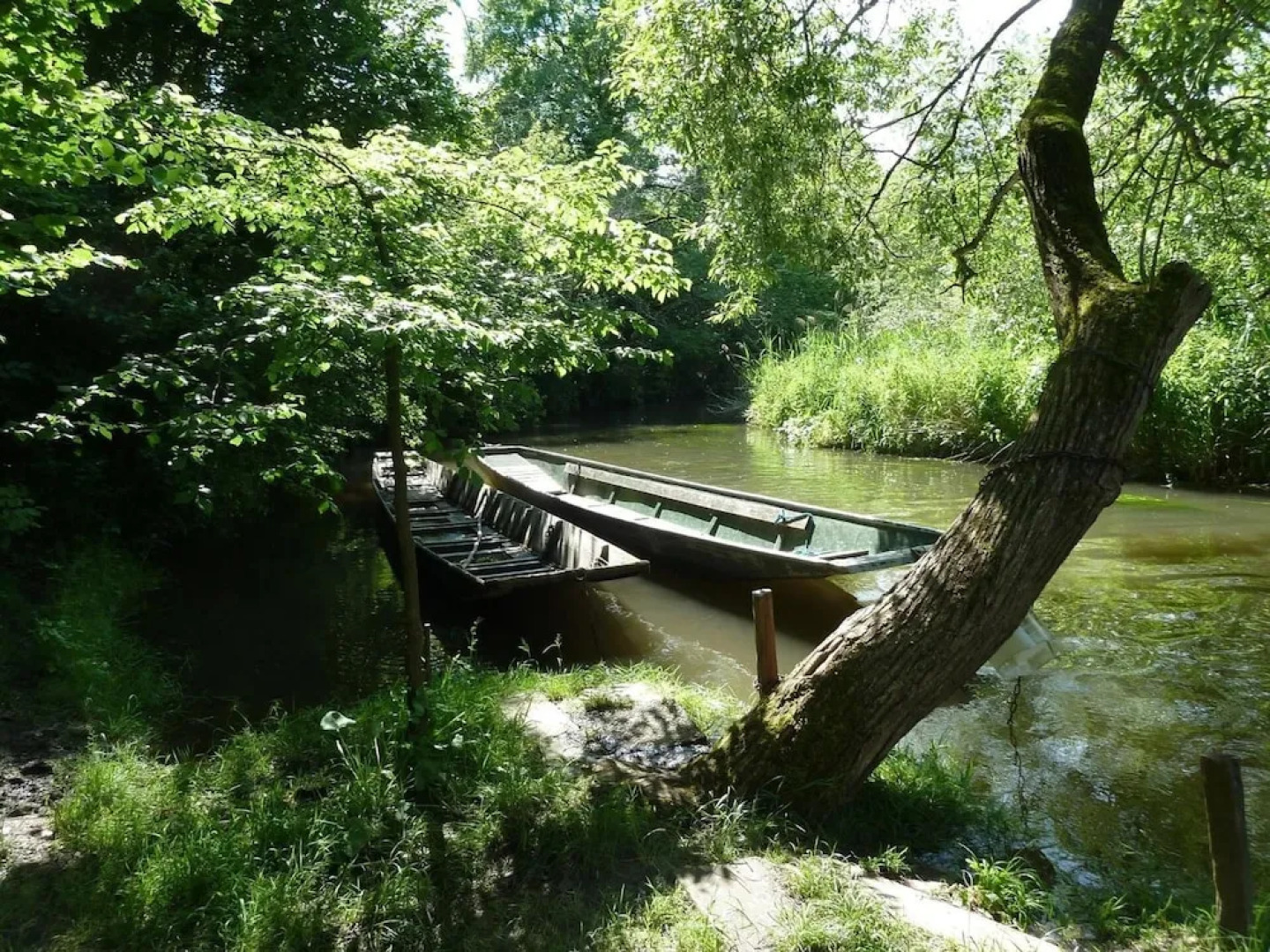 Art-be-and-b Bed and Breakfast