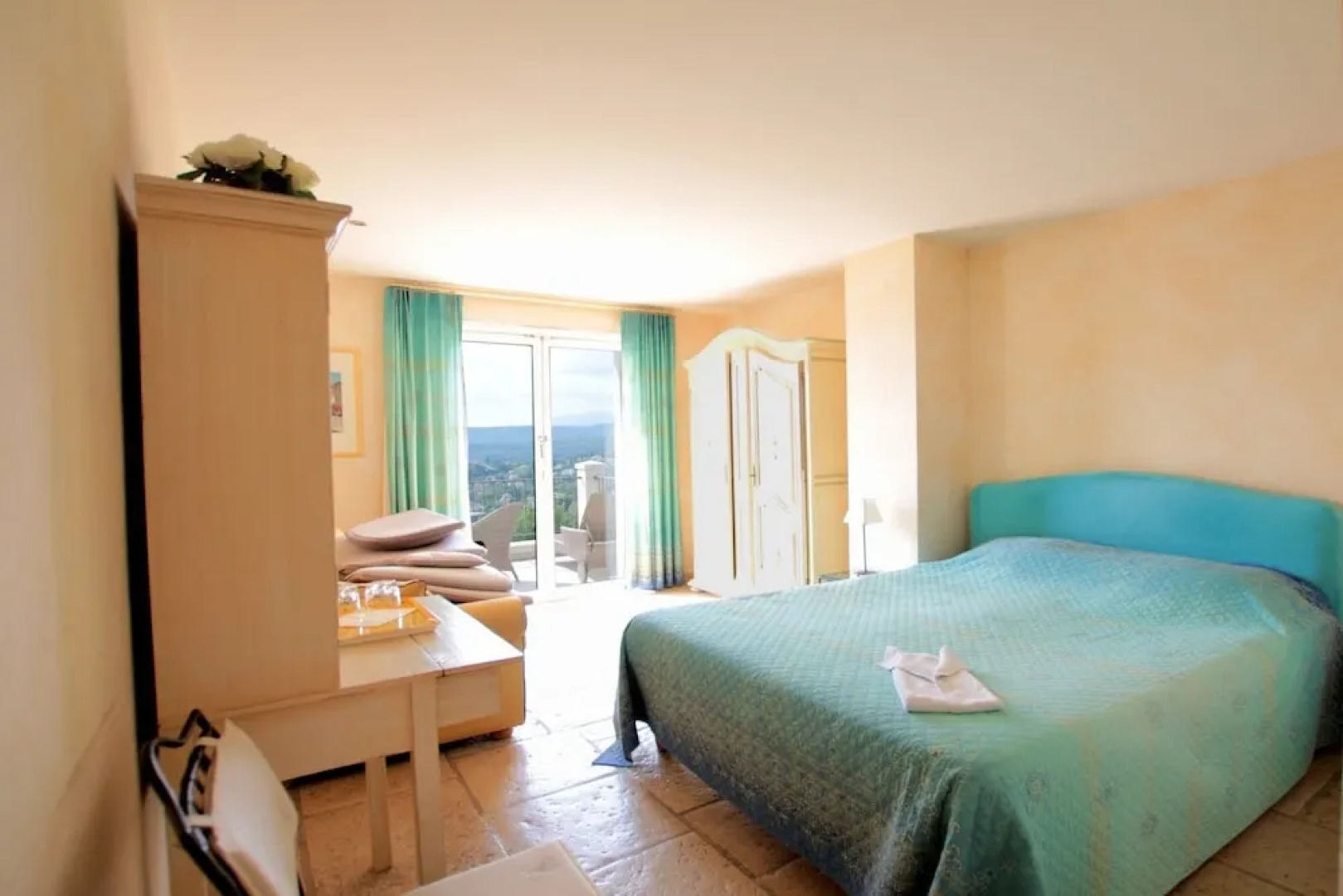 Les Cavaliers de Saint Paul B&B