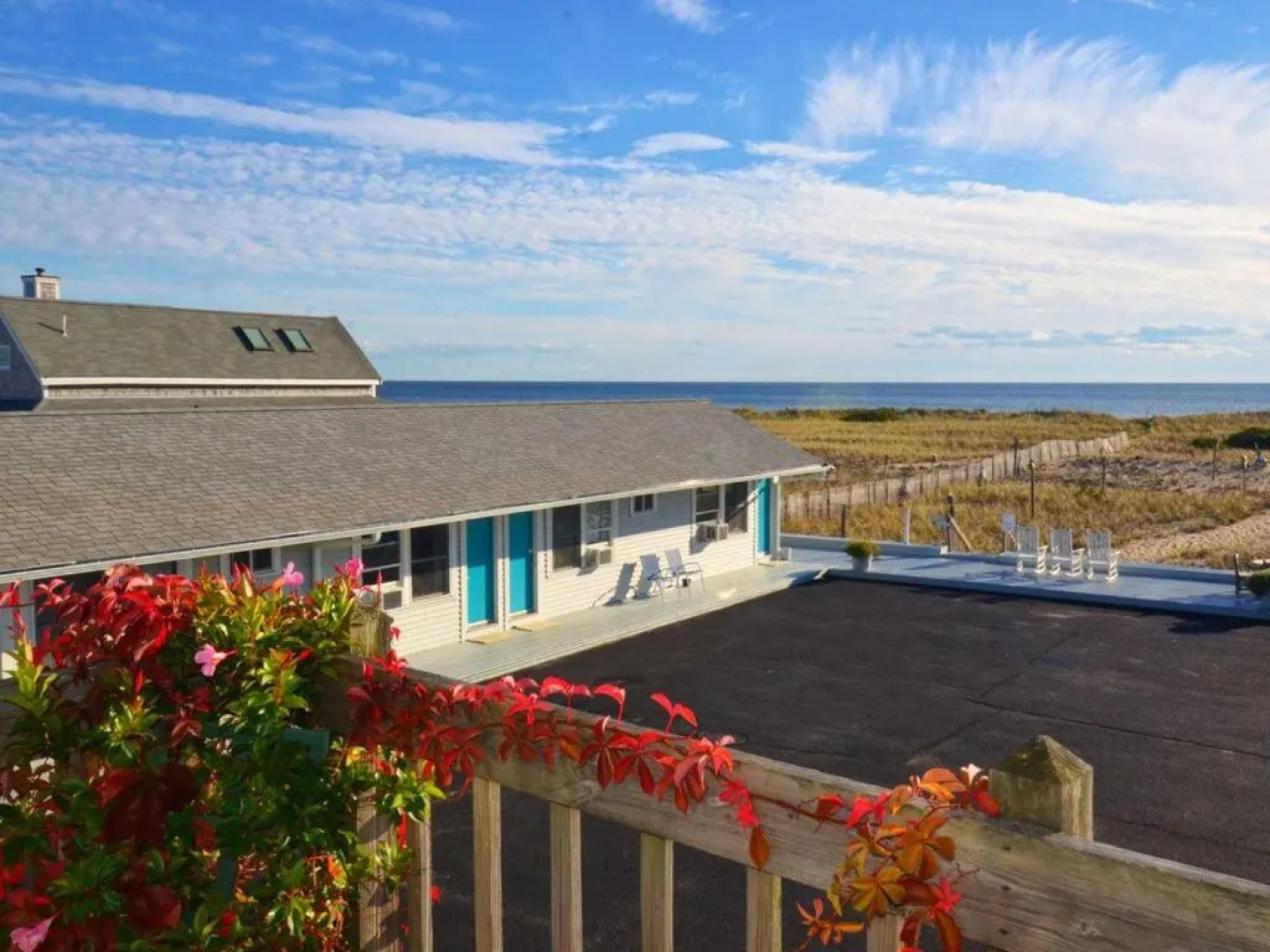 East Harbour Motel and Cottages