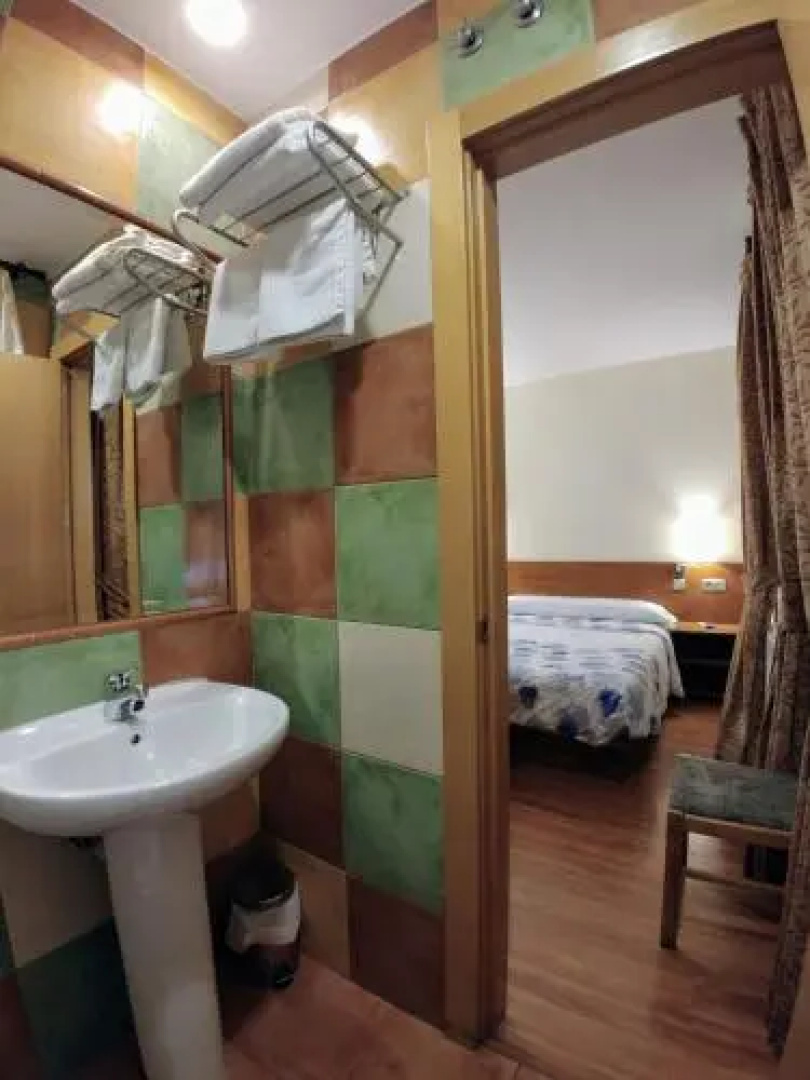 Hostal Prada Borges