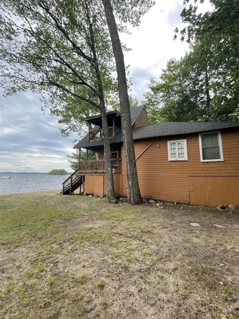 Little Sandy-limit 8 3 Bedroom Cottage by RedAwning