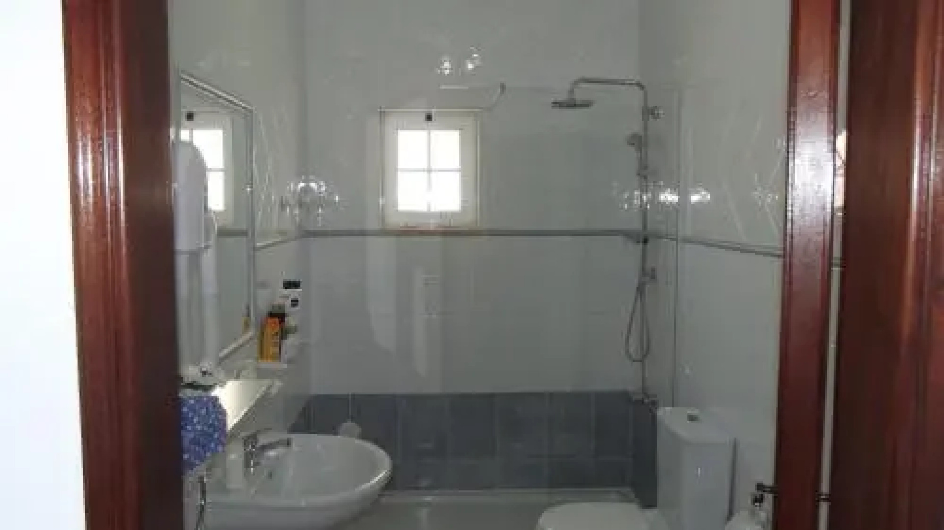 Family Floripes House