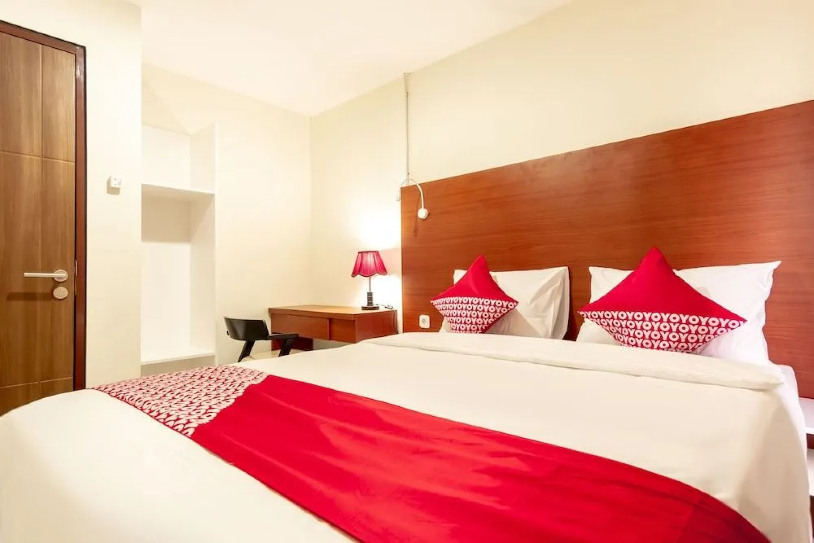 Oyo Flagship 1481 Apartemen Sentraland Medan