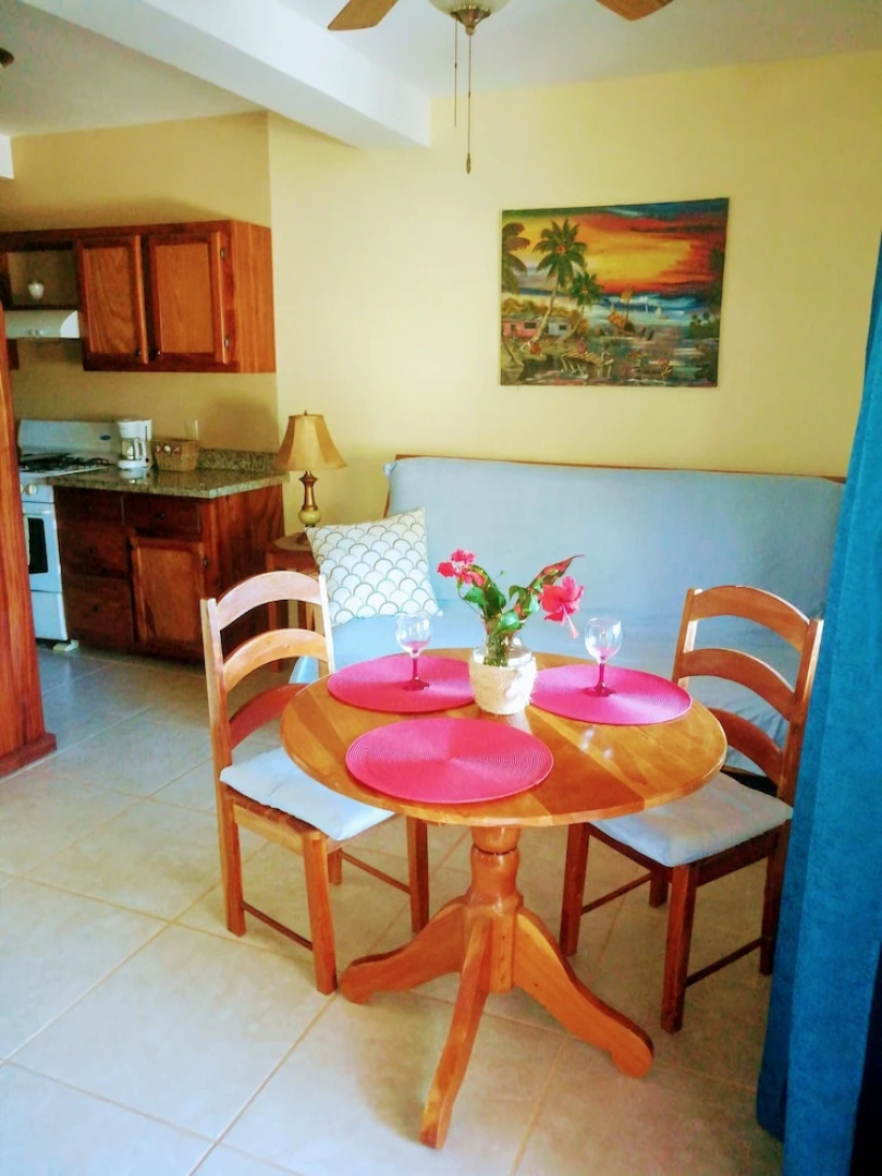 Dolce Cabana Waterfront Suites