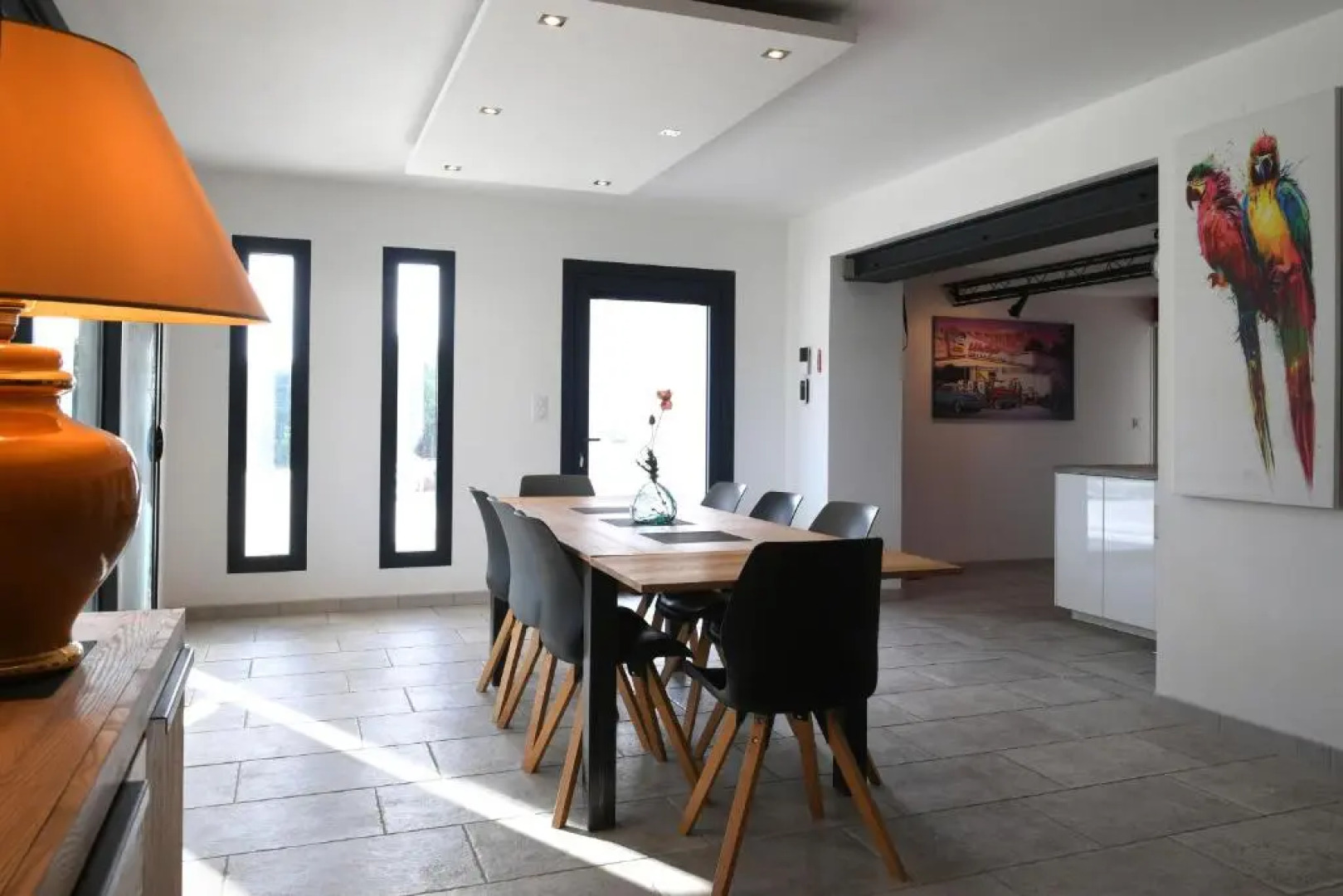 Reposante villa avec grande piscine