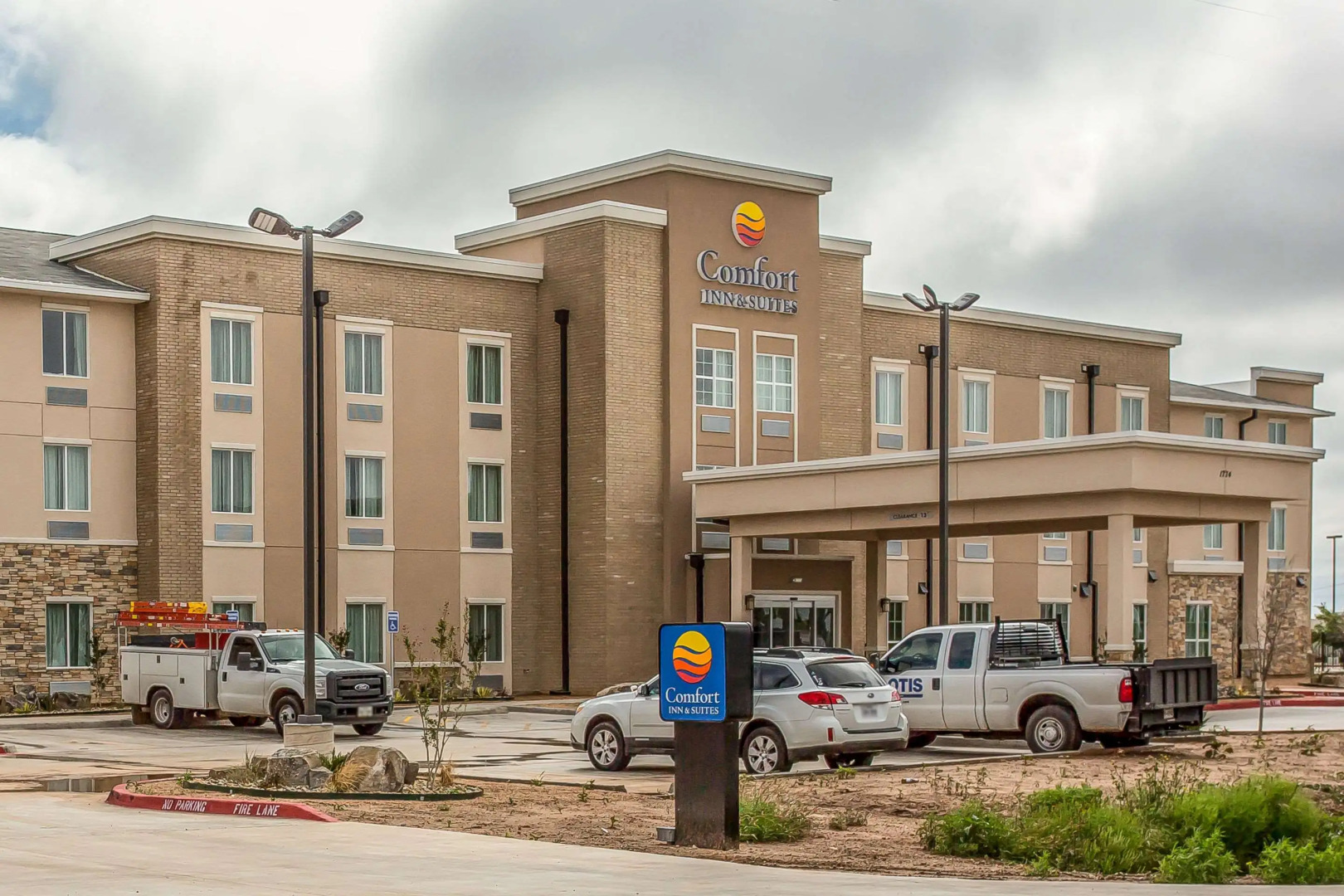 Comfort Inn & Suites