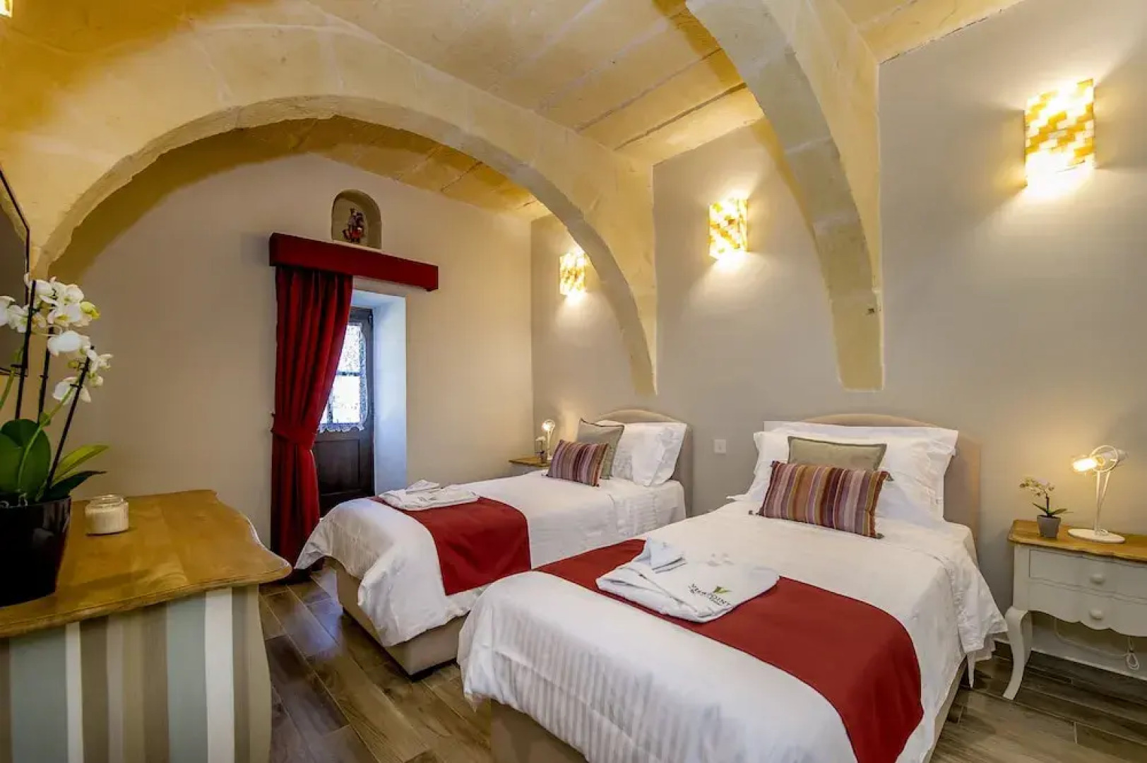 Viewpoint Boutique Living