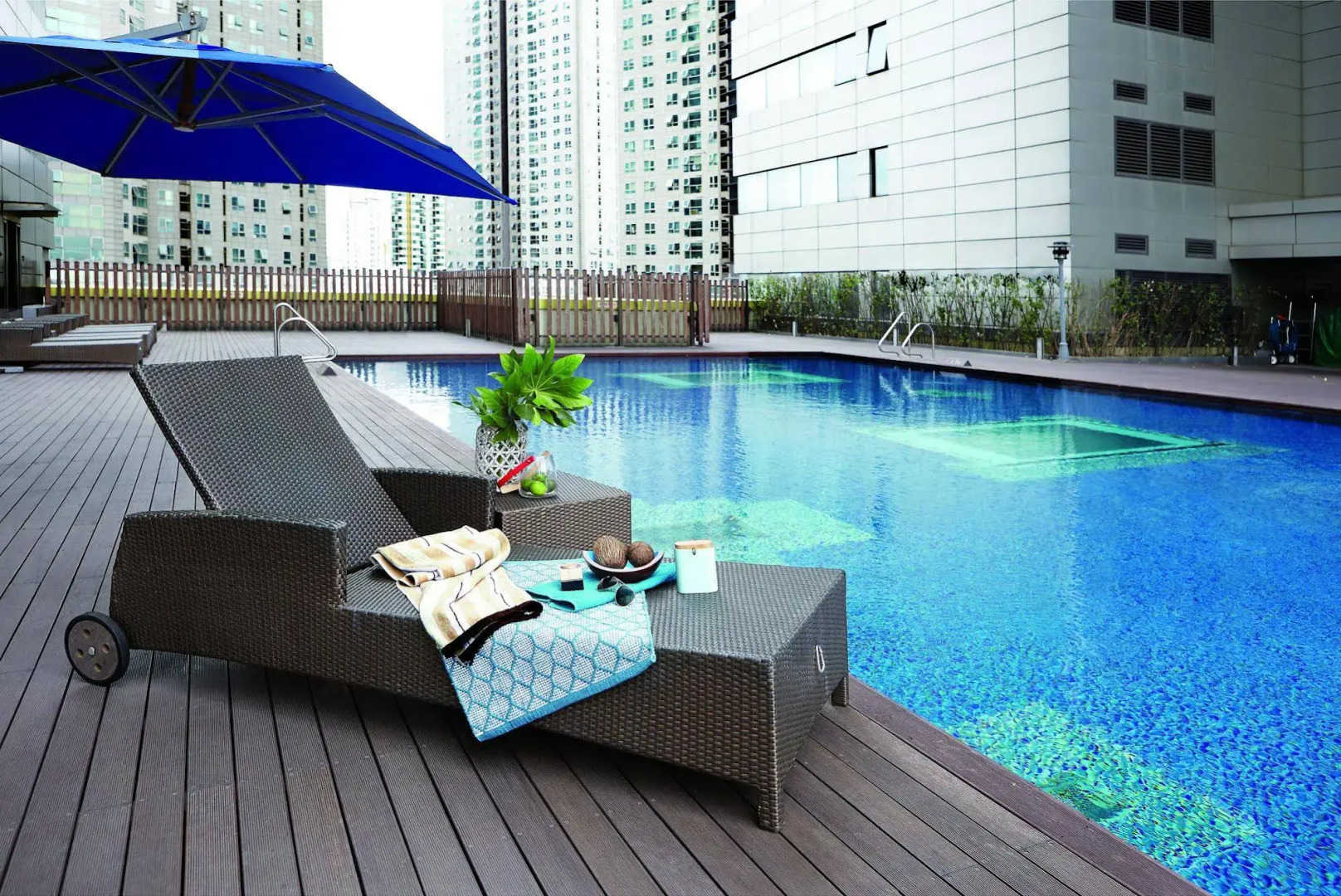 The Classic 500 Pentaz Executive Residence