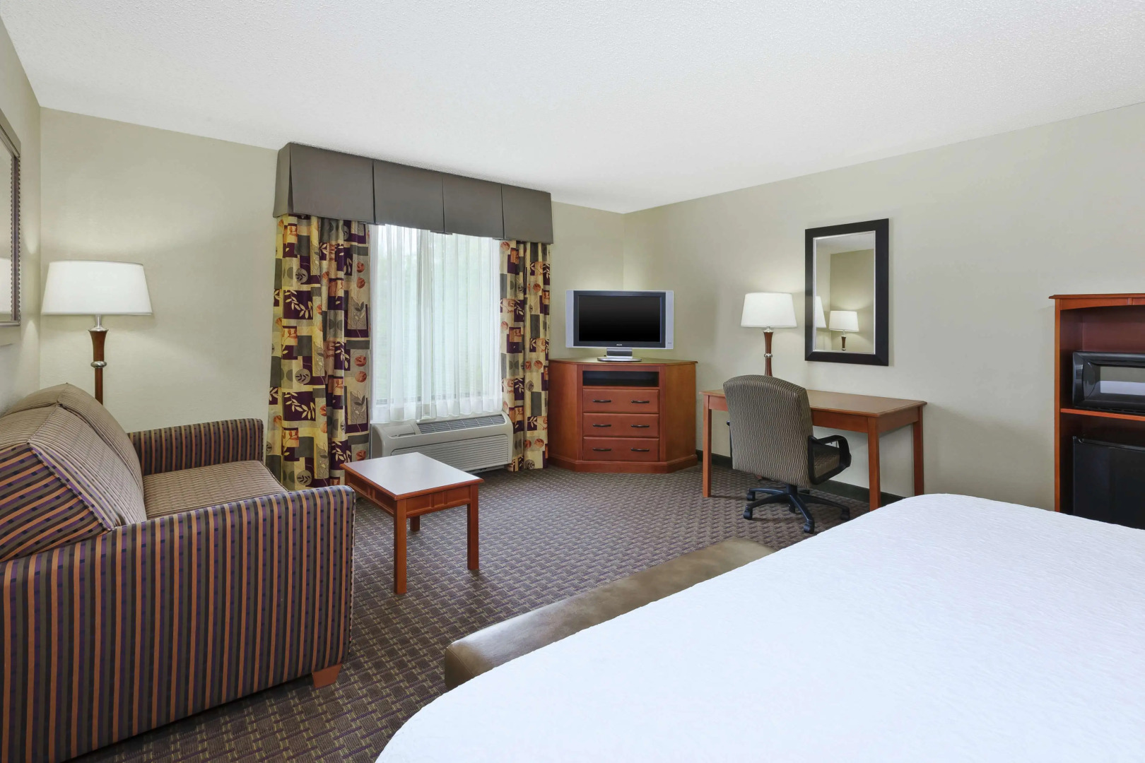 Hampton Inn & Suites Grand Rapids-Airport 28th St