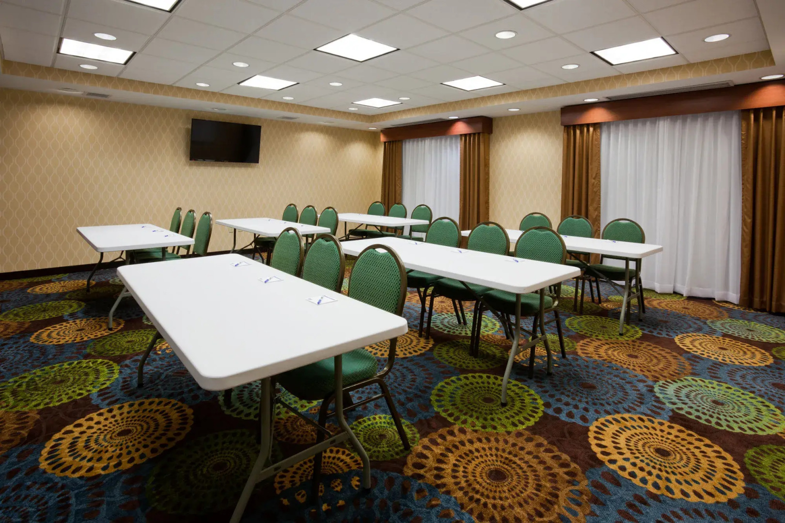 Holiday Inn Express Hotel & Suites Fort Dodge by IHG