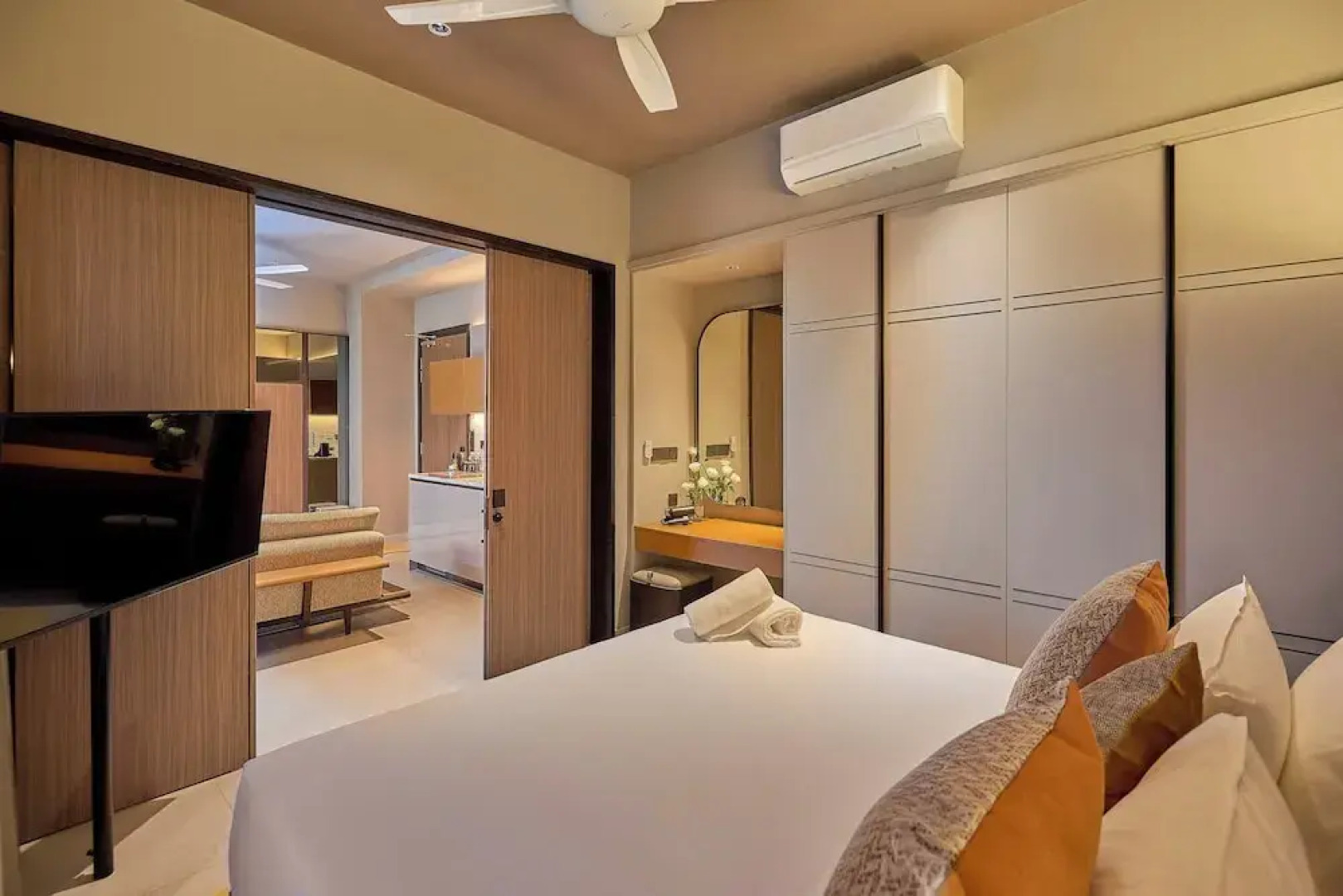 Antara Residence By Sleeping Lion