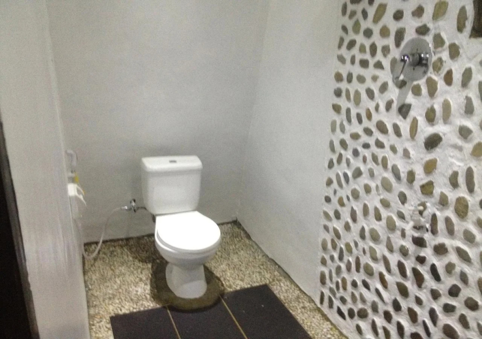 Love and Peace Deep Jungle and River Resort