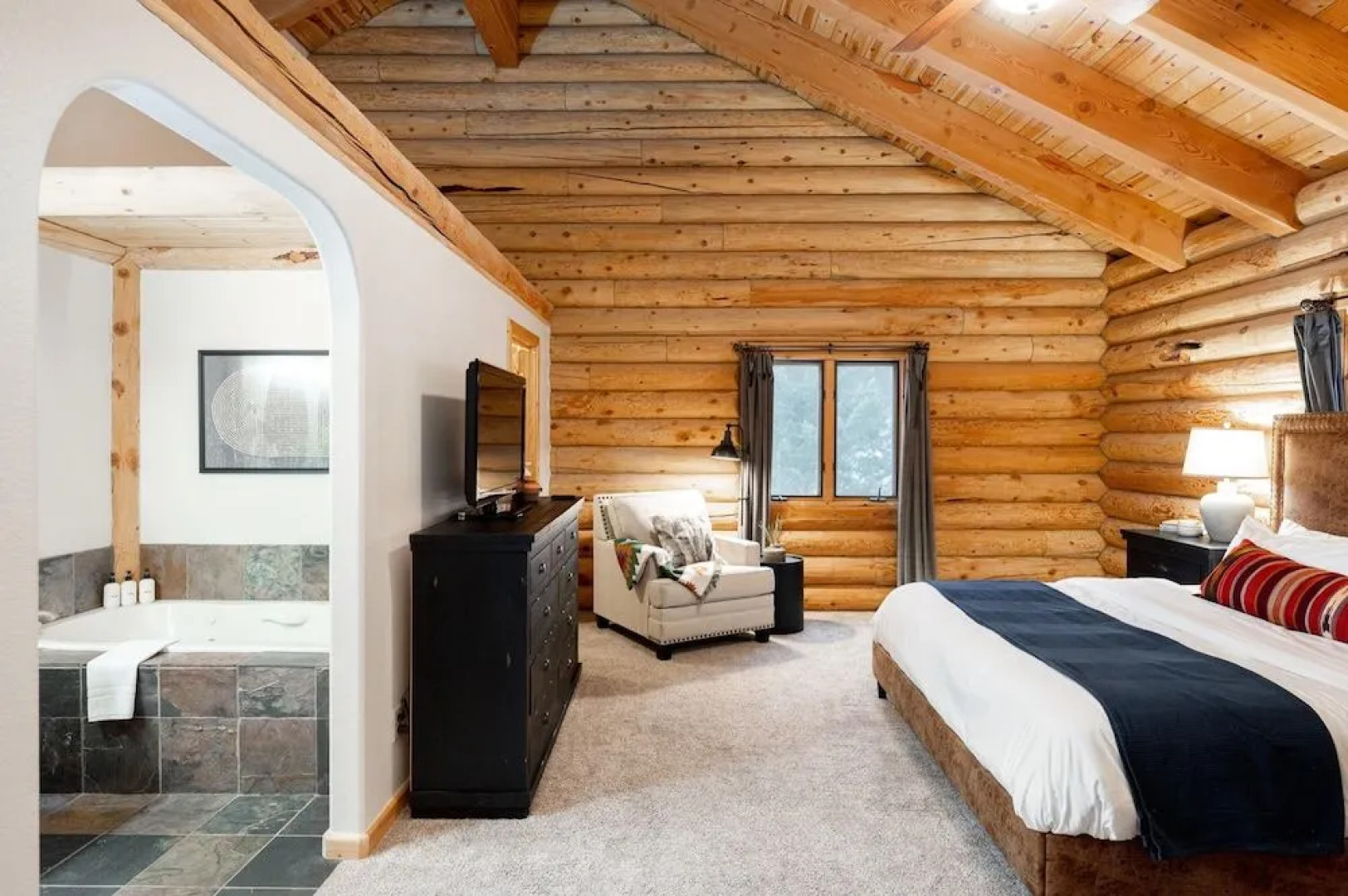 Iconic Log Cabin Escape Idaho Springs Hot Tub