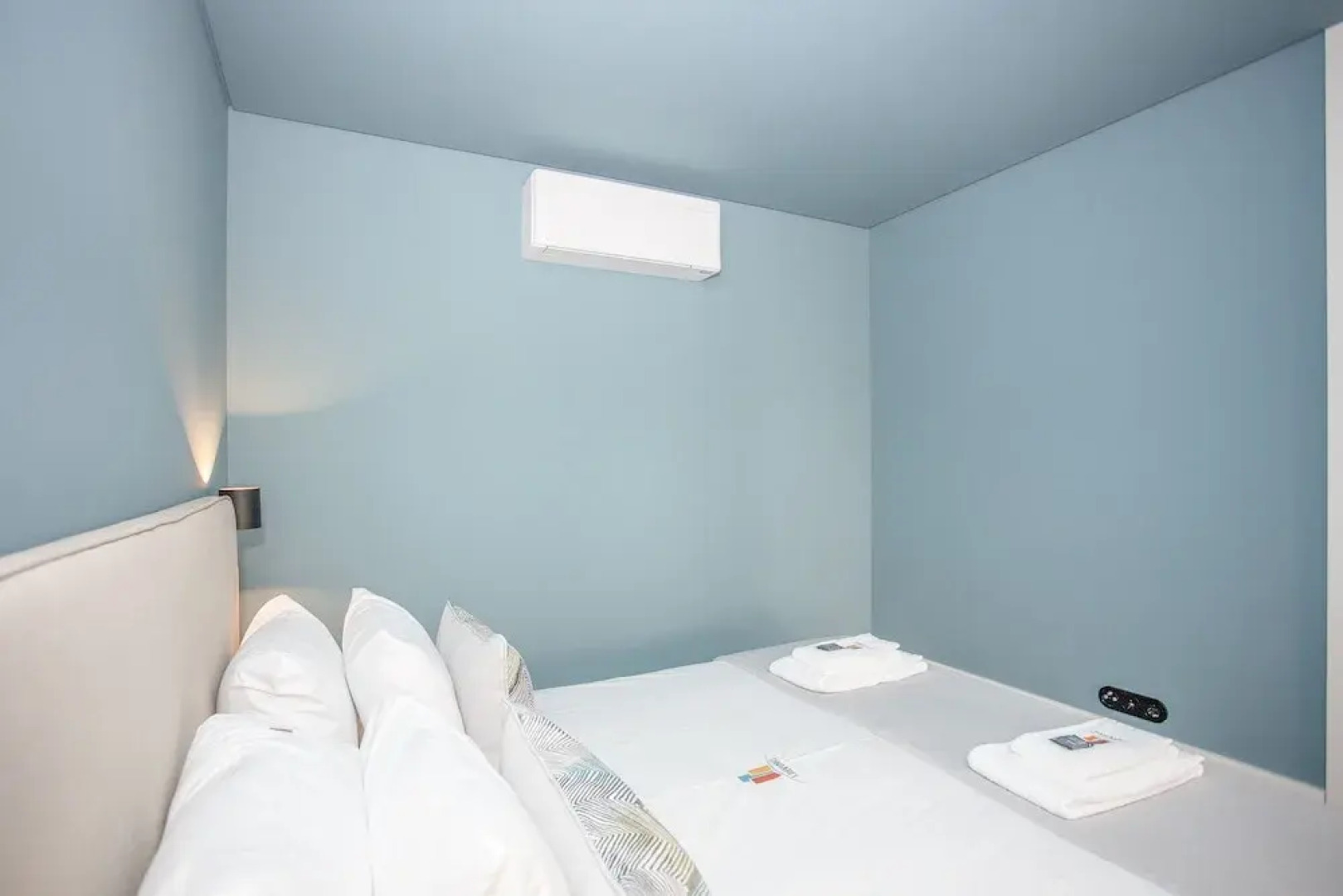 Ribeira Old Town Charming Flat w/ AC by LovelyStay