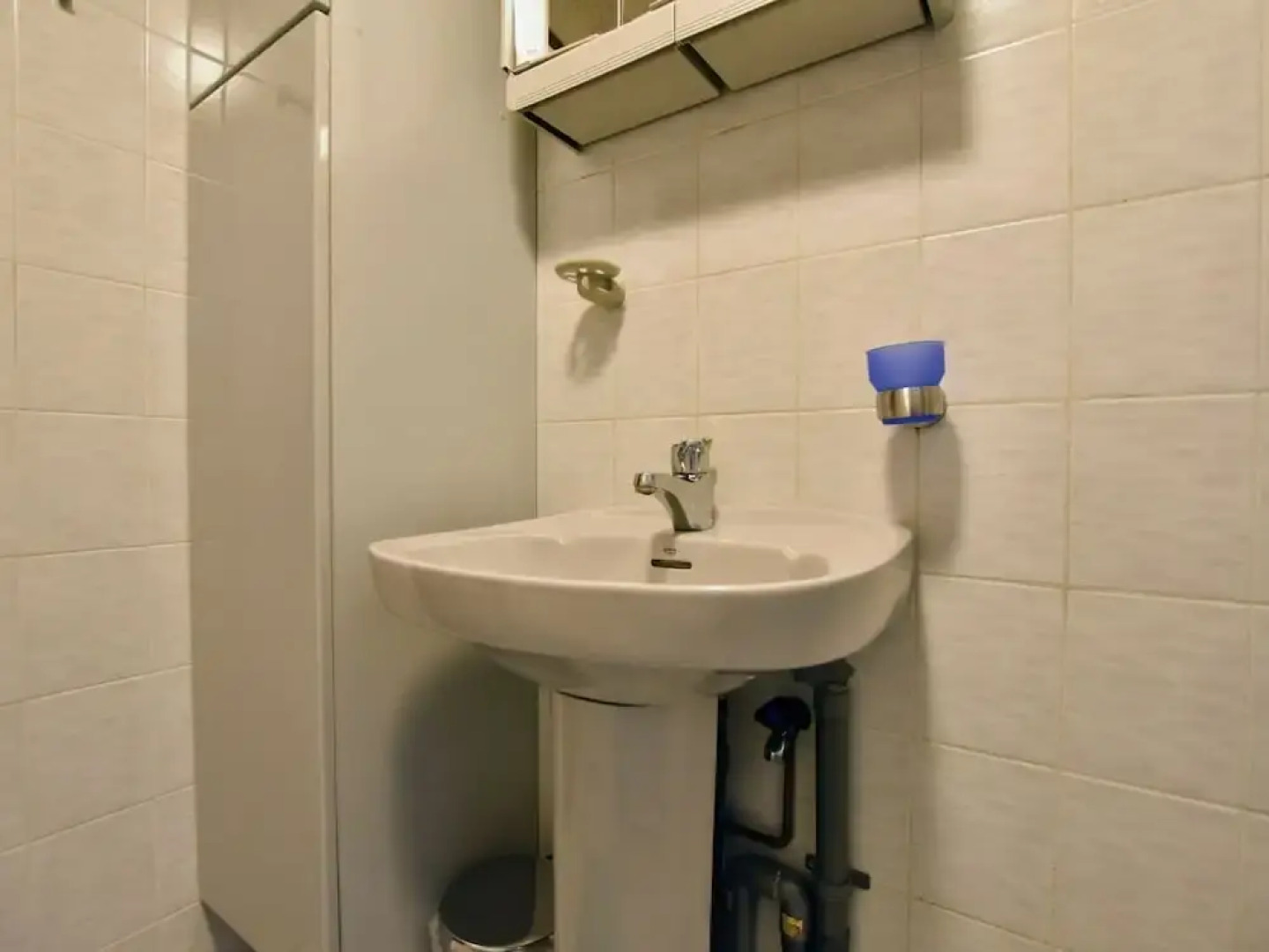 Spacious Chalet With Enclosed Garden in Small-scale Holiday Resort Adjacent to Forest