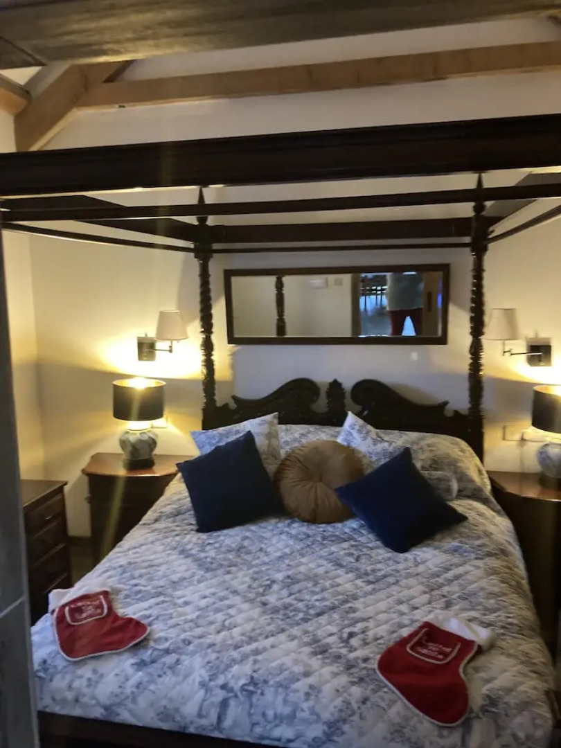 Charming Gnome Cottage, in Devon Near Sidmouth