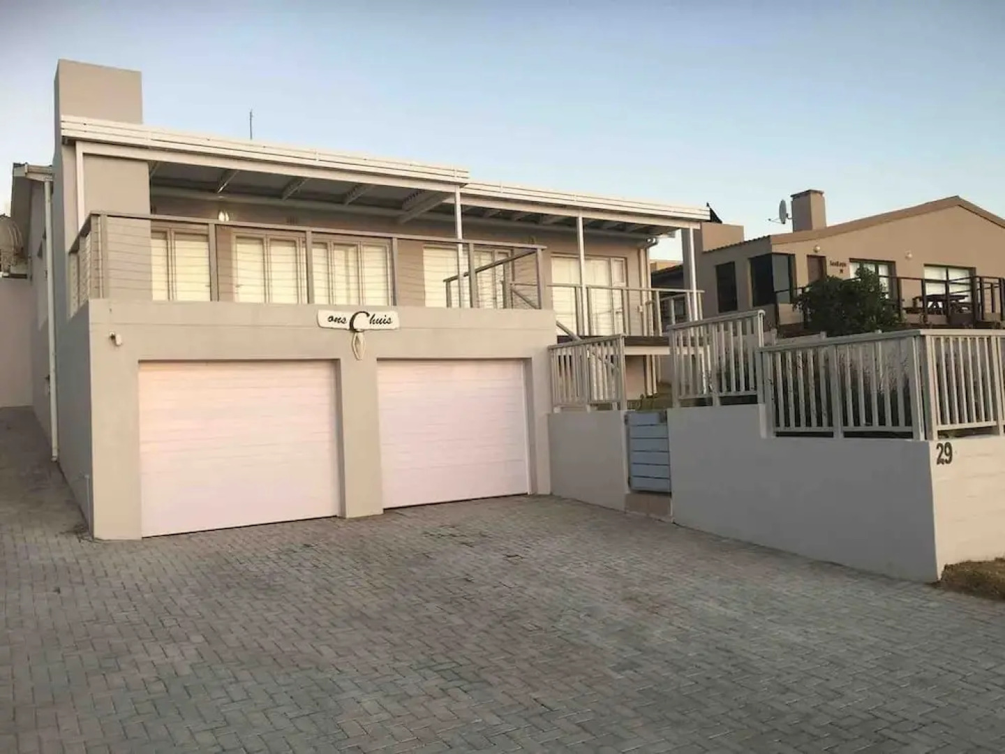 Gansbaai Seafront Holiday House: Ons C-huis