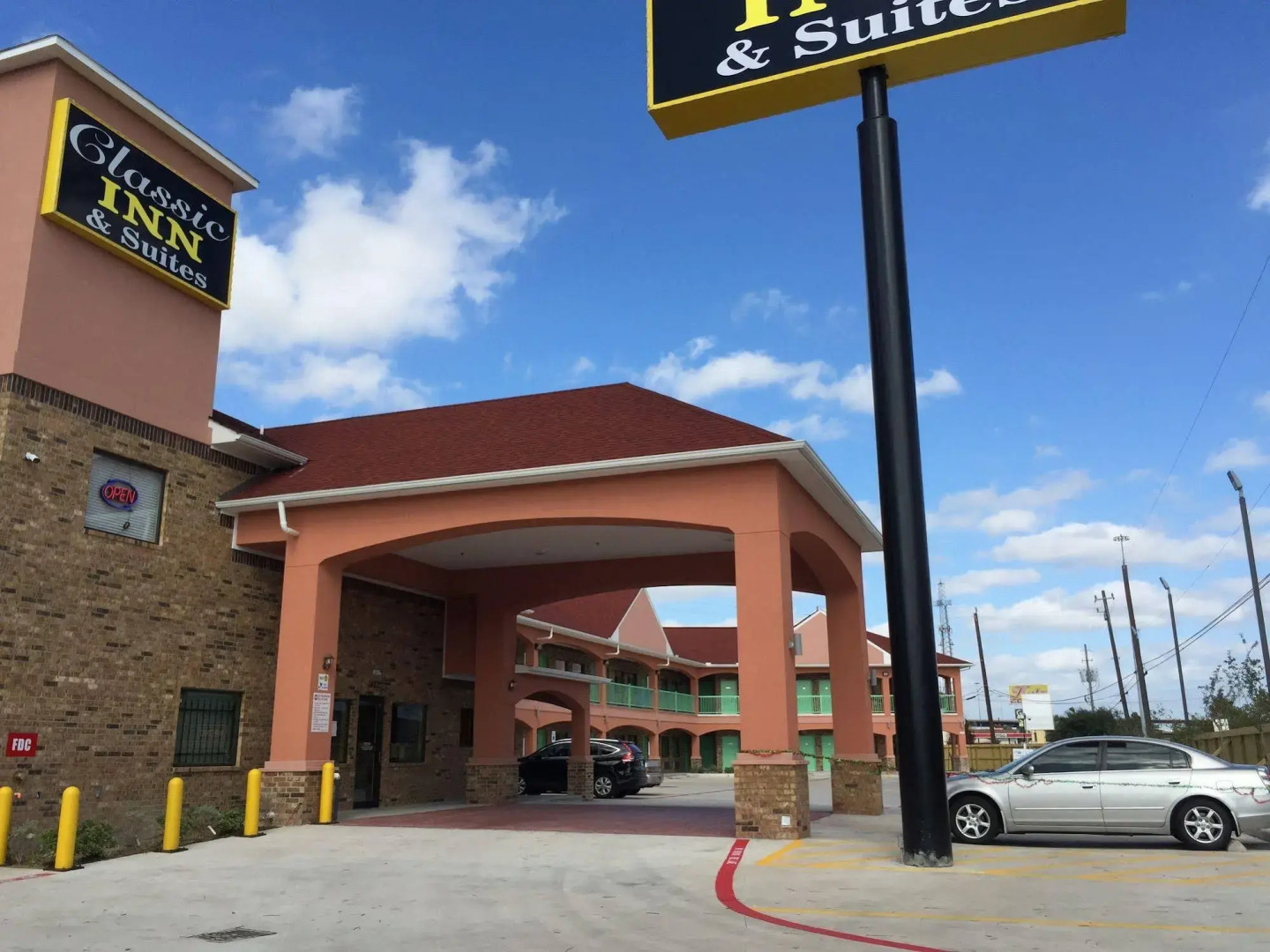 Classic Inn and Suites Humble