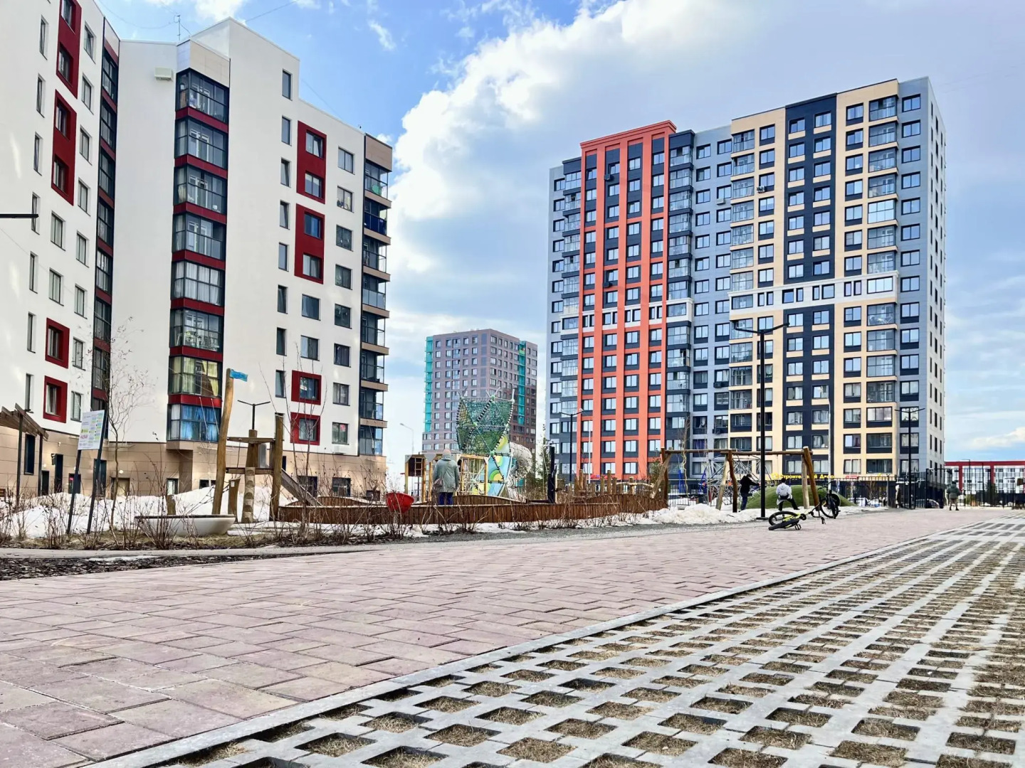 Премьер Апарт на Сапфирной 15