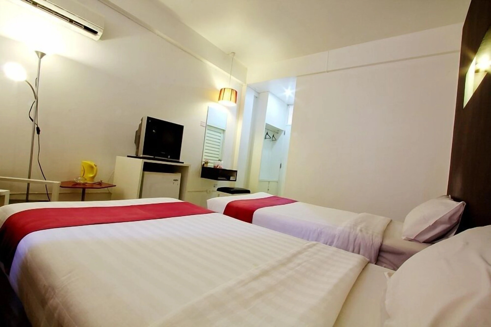 The Ratchathani Hotel