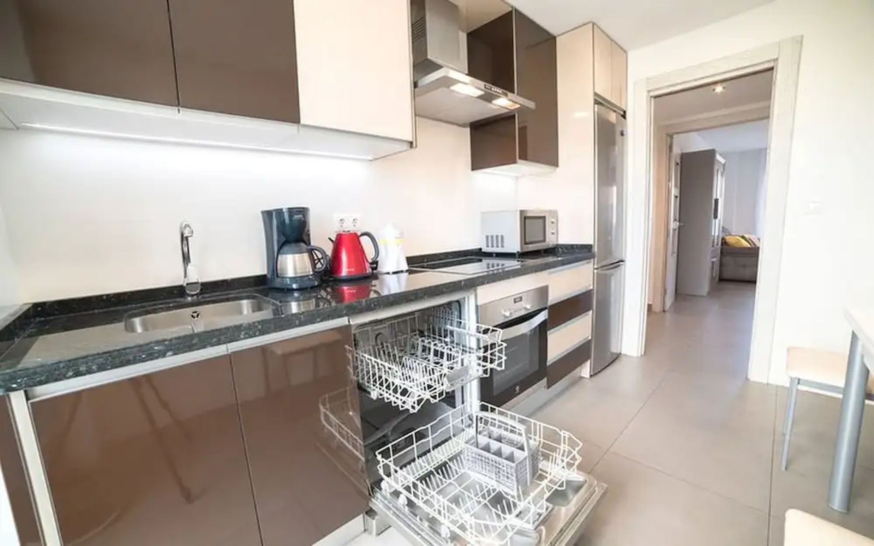 Myramar | 7 Pax | Parque de Poniente | 4724-KPAW