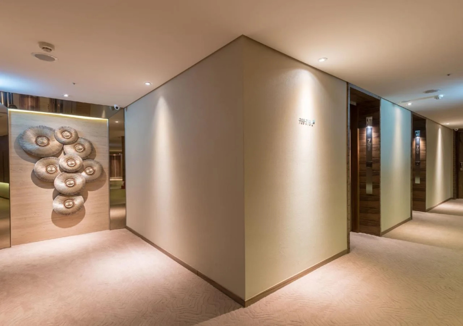 Green World Taipei Station