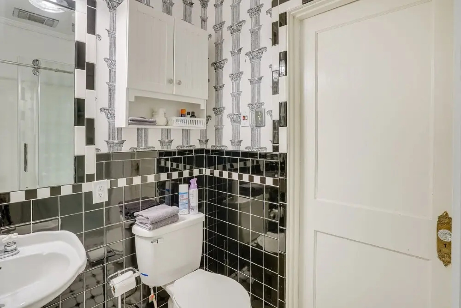 Quaint Jefferson Duplex: Walk to Downtown