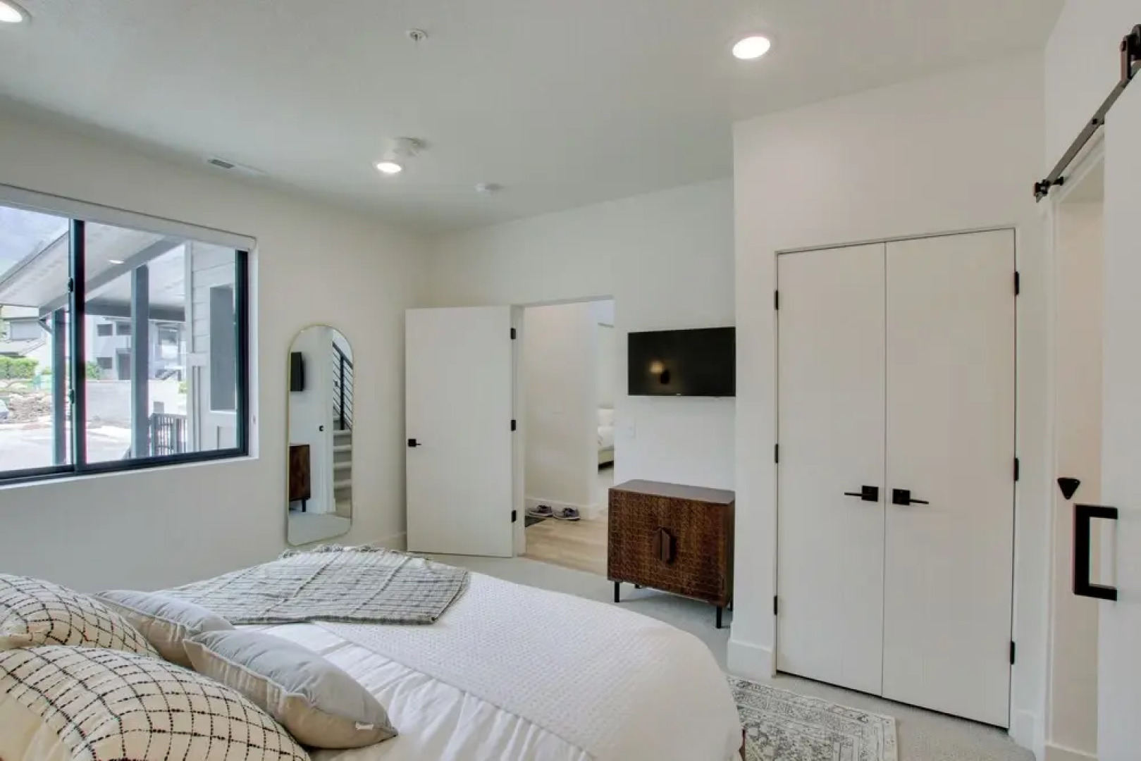 Newly Built Eden Condo w/ Golf Course View!