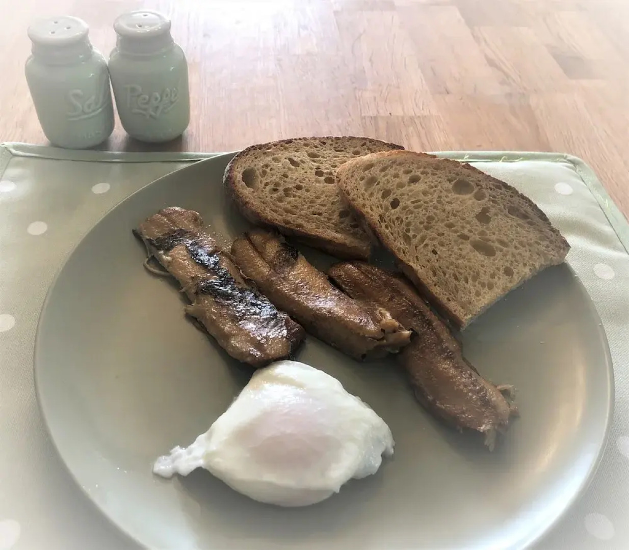 Bridgend House B & B