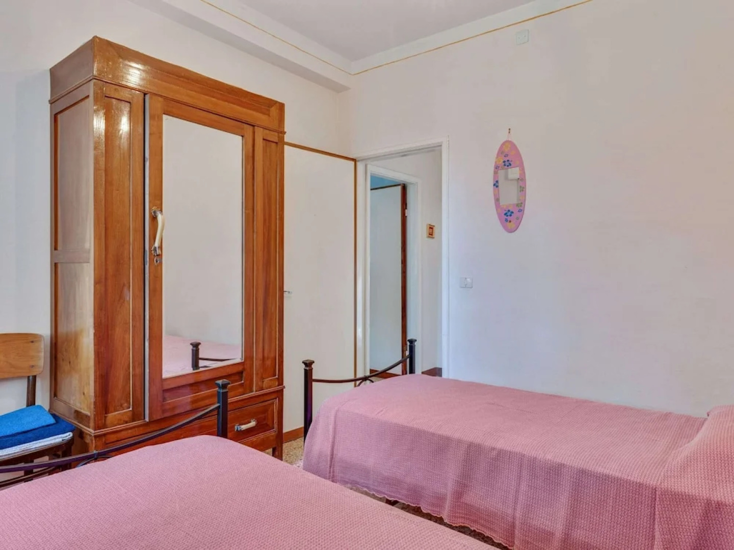 Cottage in Convalle With Terrace