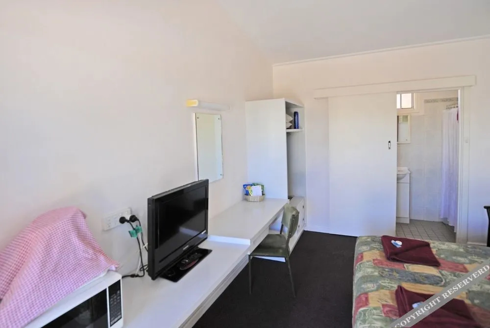 Travelway Motel