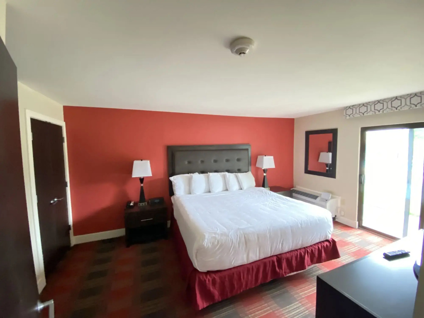 Polynesian Hotel & Suites Wisconsin Dells/Lake Delton