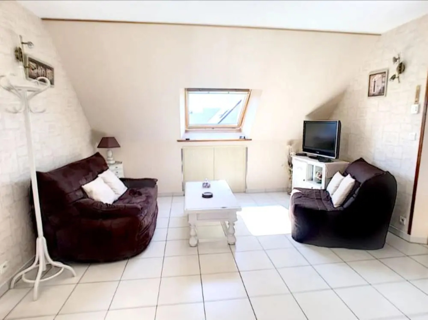 Apartment With one Bedroom in Tourville-sur-sienne, With Enclosed Garden and Wifi - 4 km From the Beach