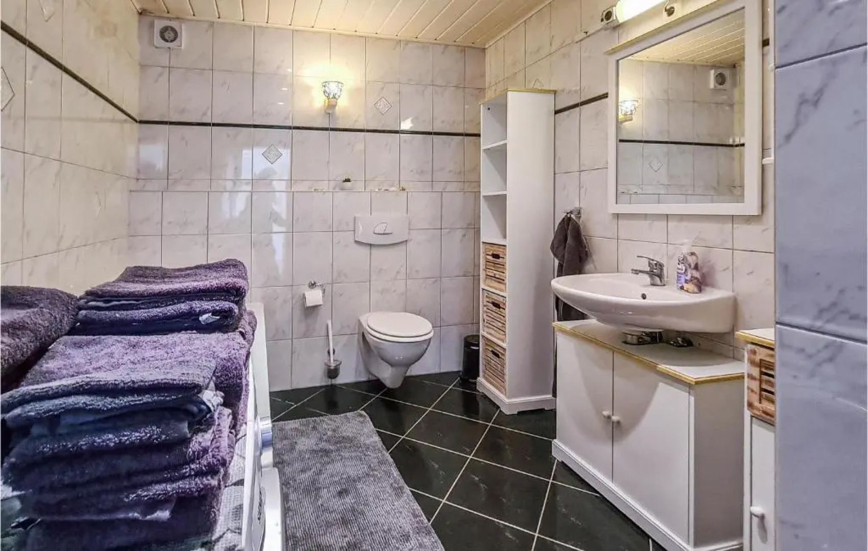 Awesome Home in Kranichfeld With 2 Bedrooms and Wifi