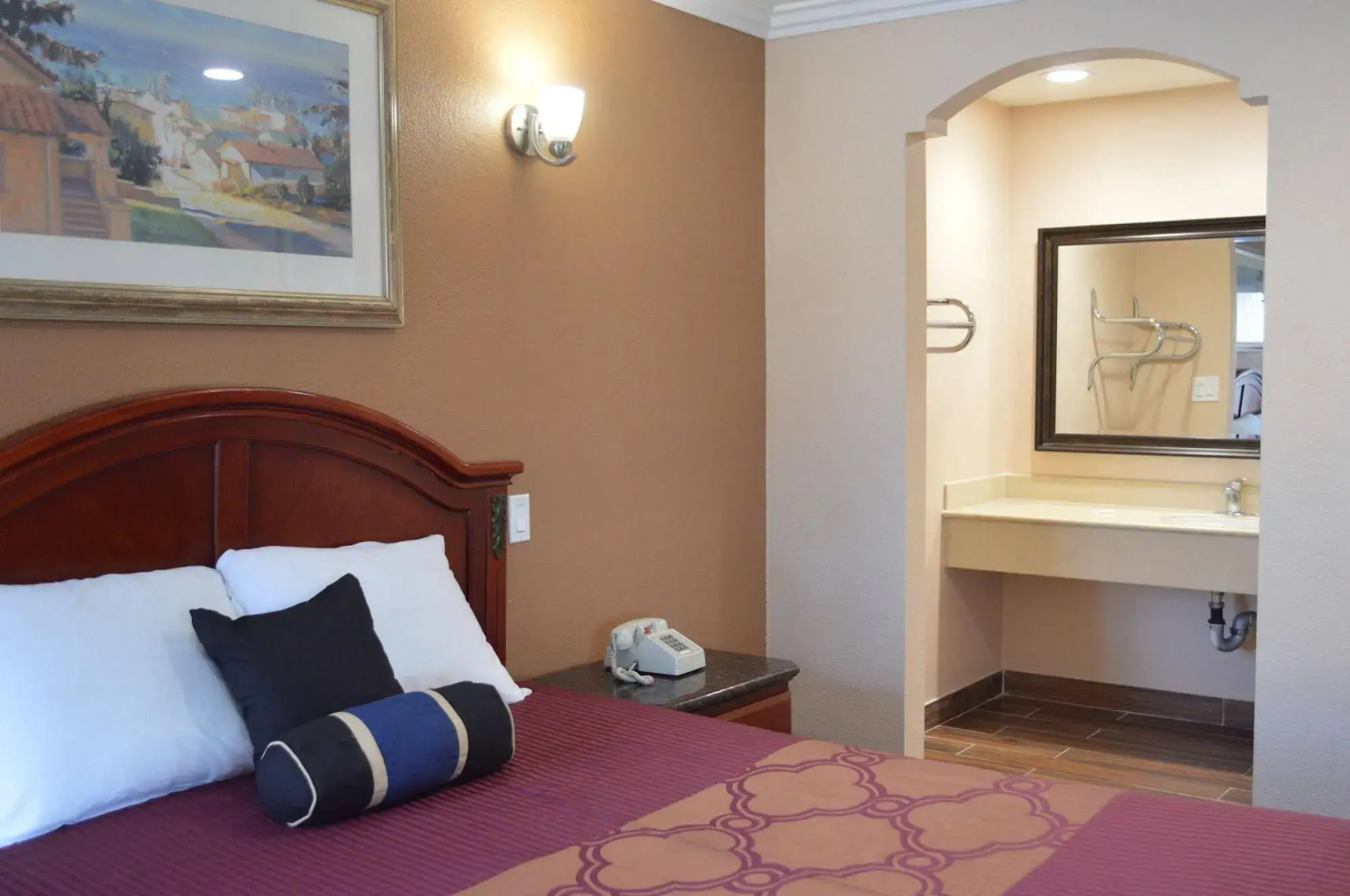 Motel 6 Tustin, CA – Orange County