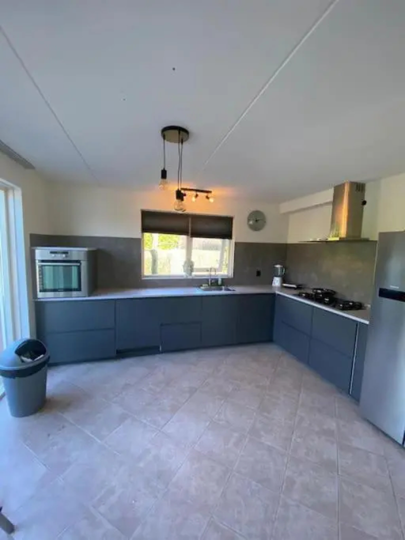 Luxurious Family Villa with swimmingpool big garden and jacuzzi