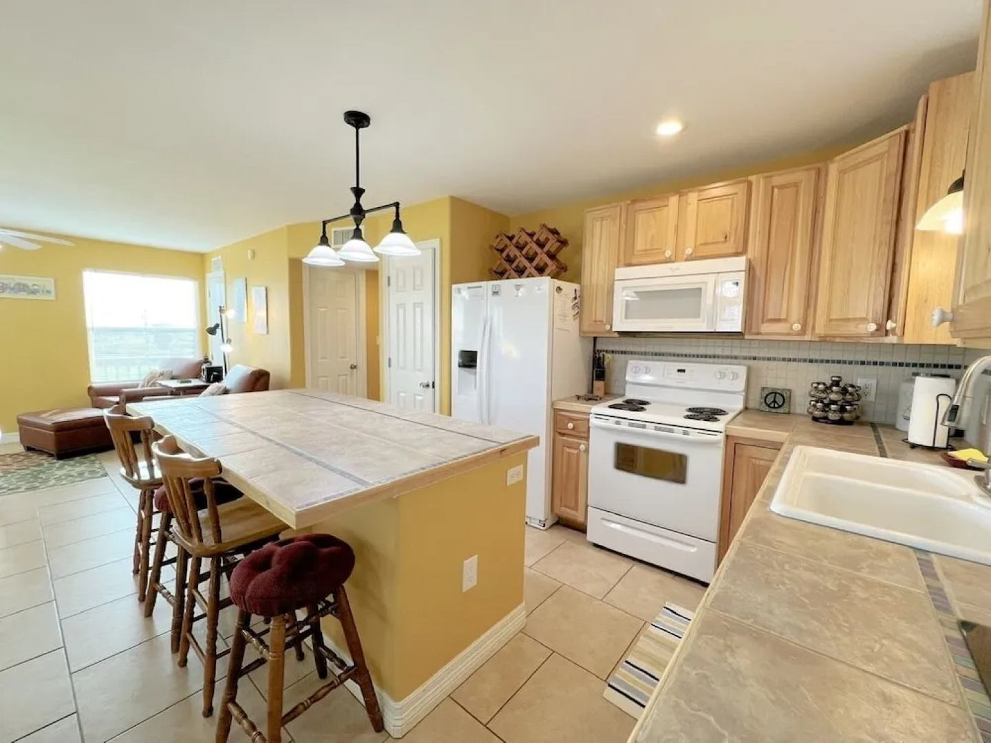 Abby Sands Castle 2 Bedroom Home by RedAwning