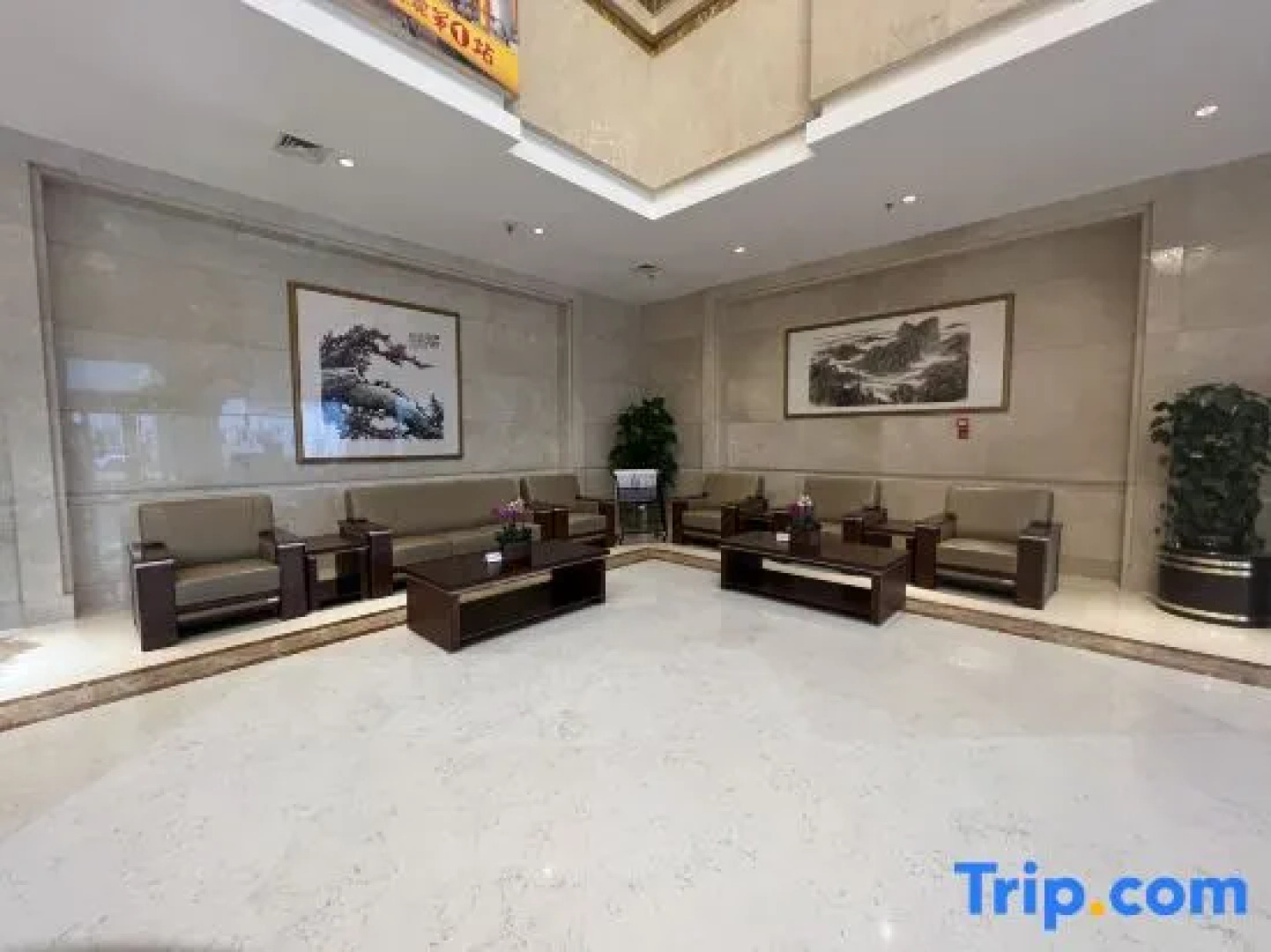 Kurla Tarim Oil apartment