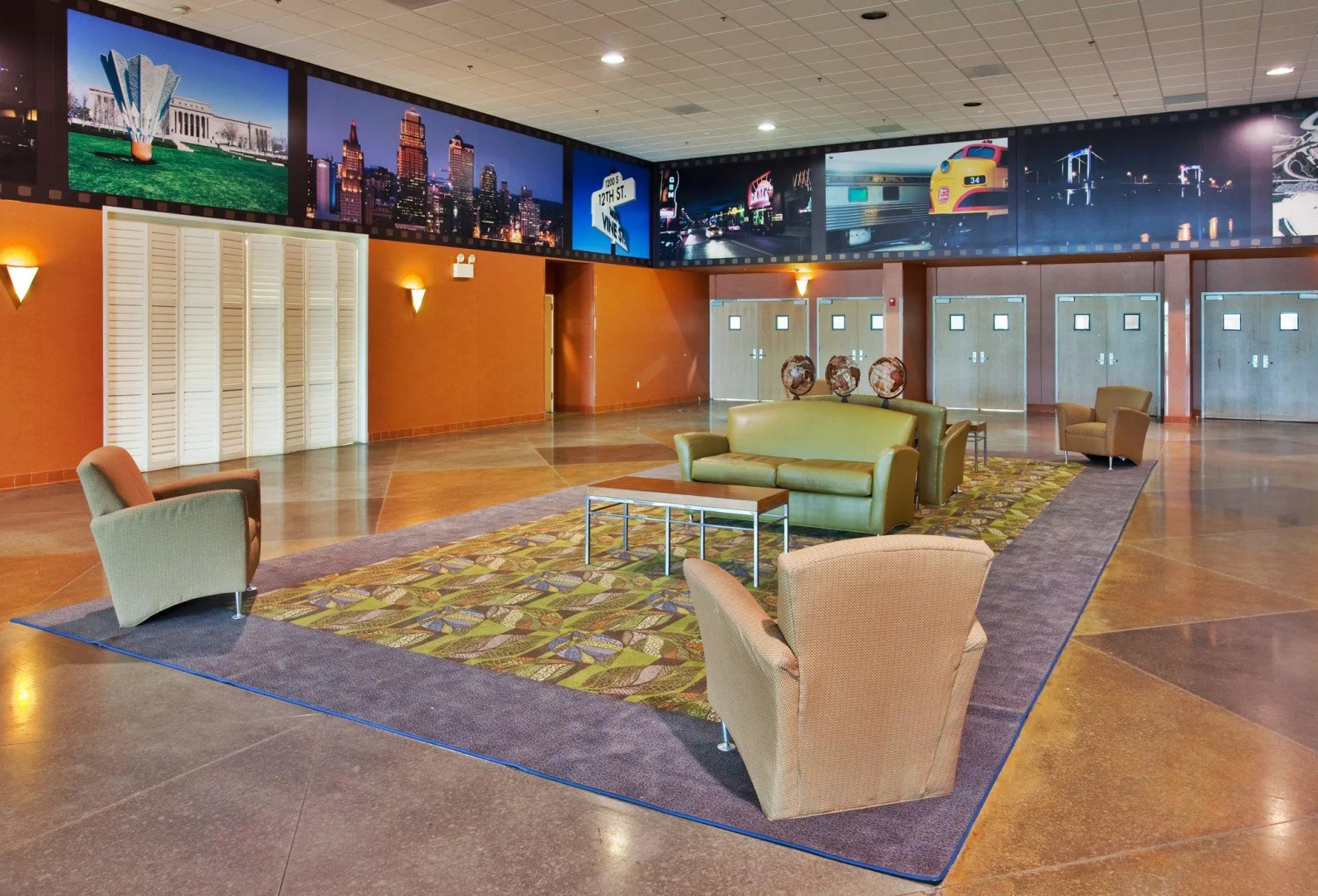 Holiday Inn Kansas City Airport by IHG