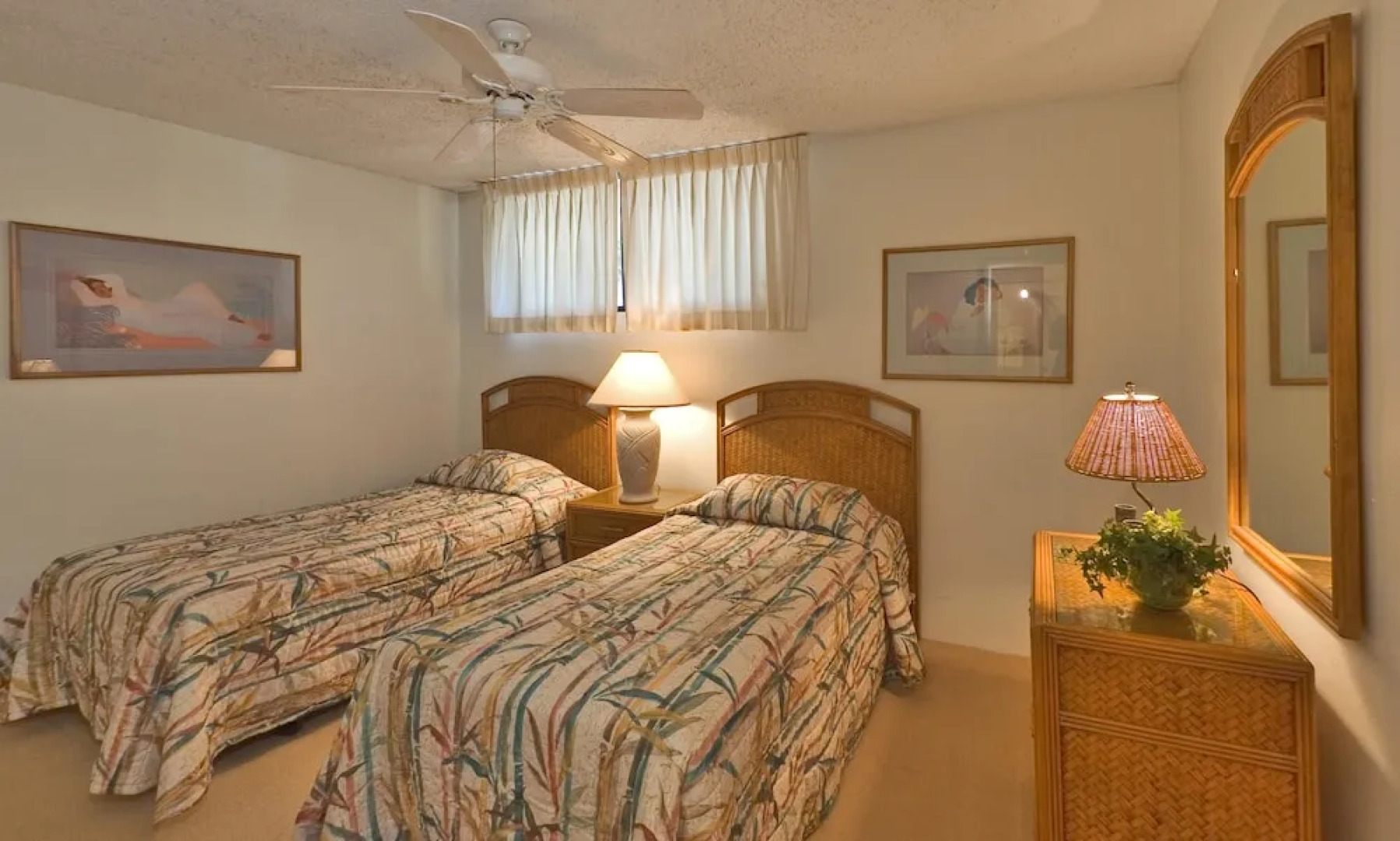 Aston Paki Maui Resort