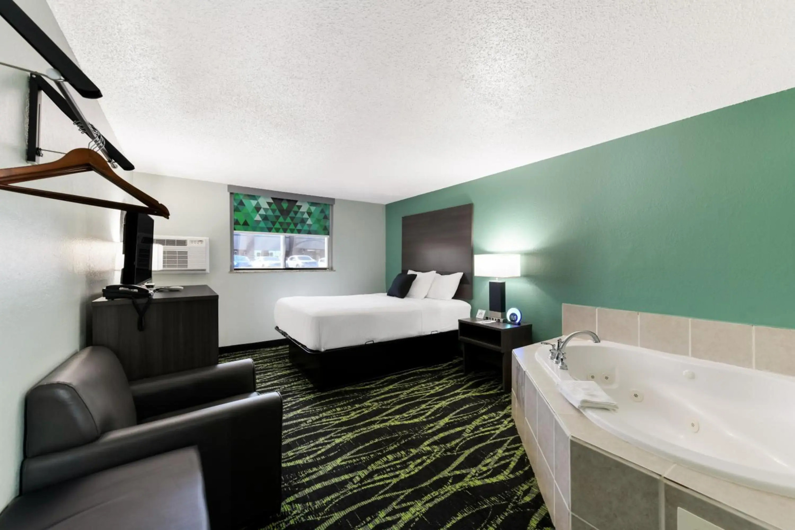 Baymont by Wyndham Liberty MO