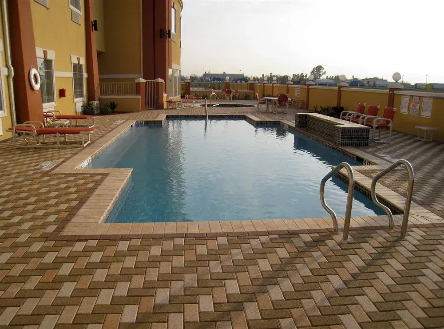 Best Western Plus Arena Inn & Suites