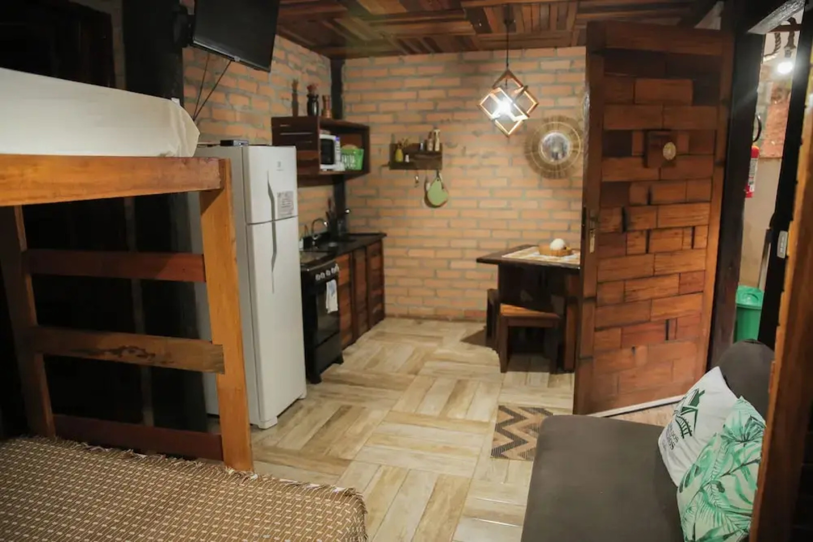 Chales senhor dos trilhos