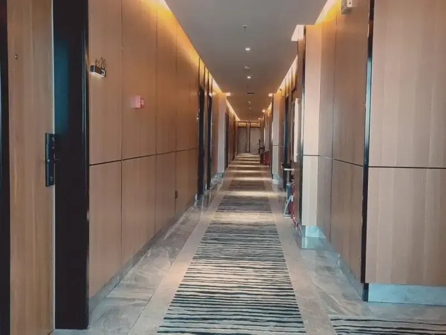 GreenTree Inn Heze Railway Station Hotel