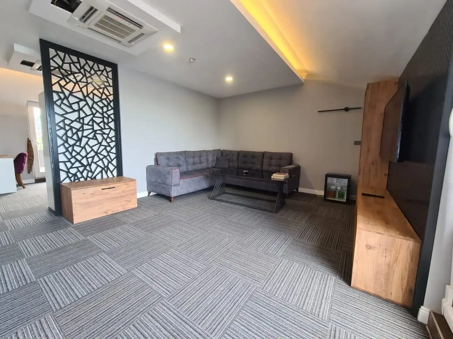 Cepnis Hotel