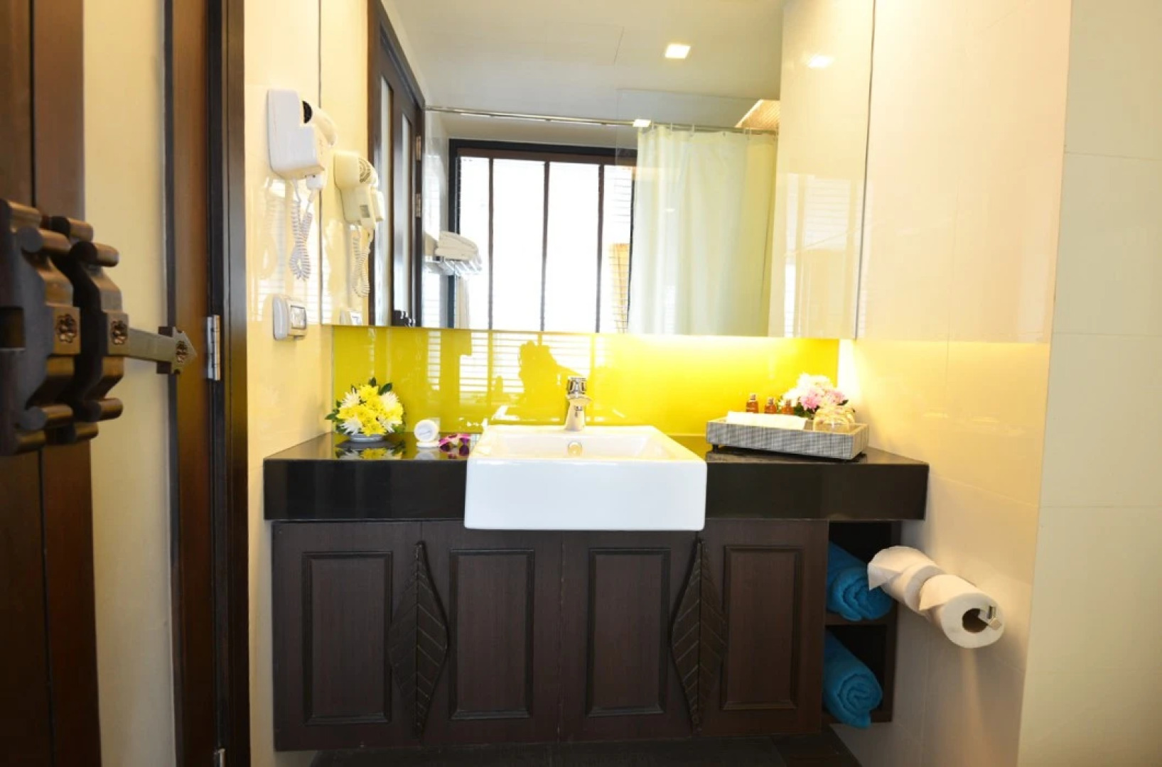 Курортный отель The Beach Heights Resort